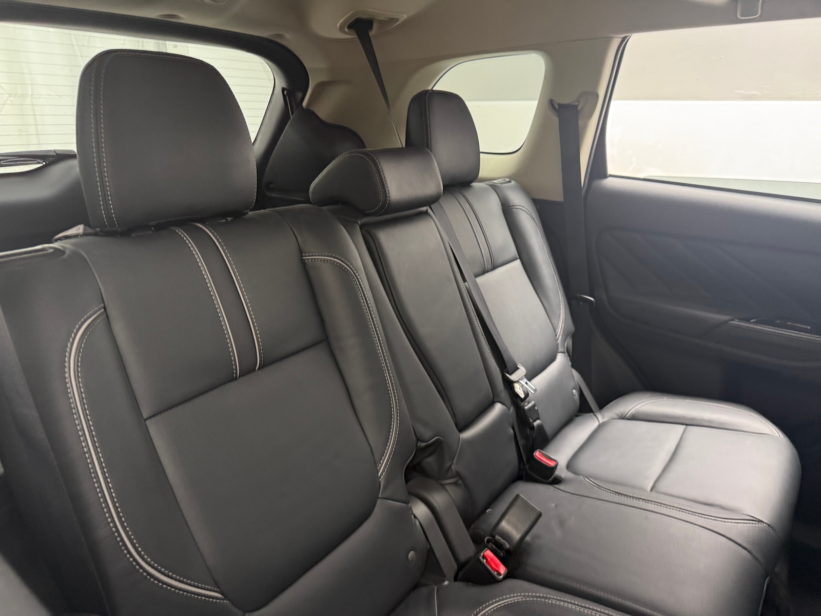 Thumbnail: 2018 Mitsubishi Outlander - 5