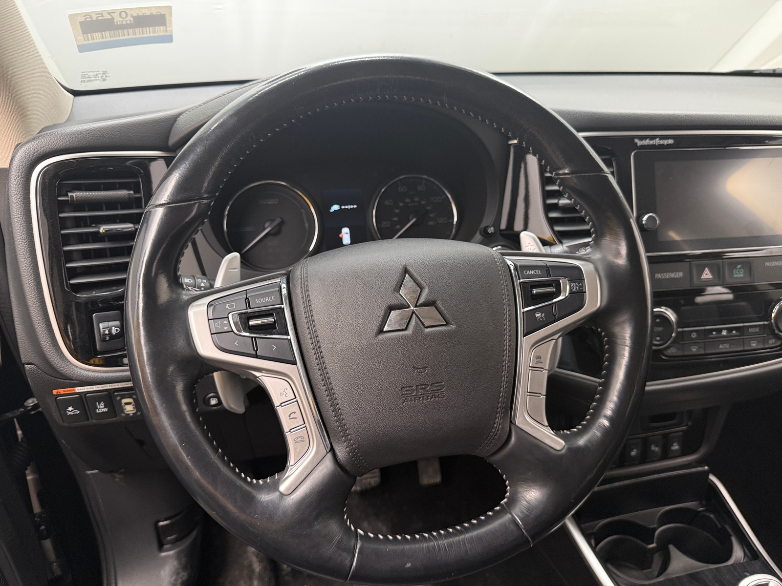 Thumbnail: 2018 Mitsubishi Outlander - 4