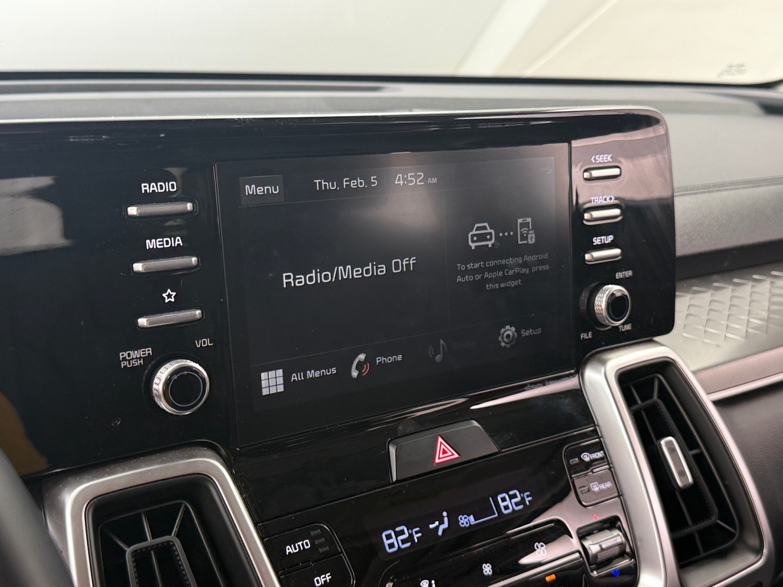 Thumbnail: 2021 Kia Sorento - 3