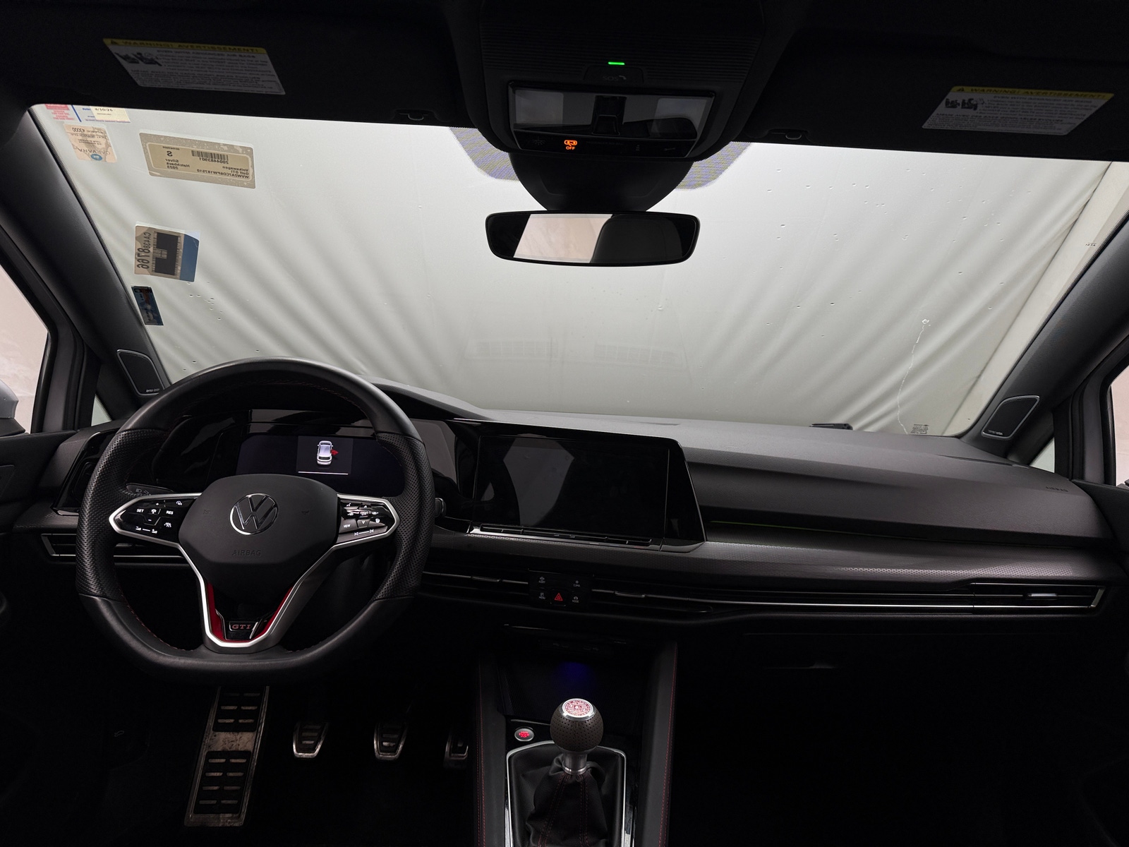 Thumbnail: 2023 Volkswagen Golf - 3