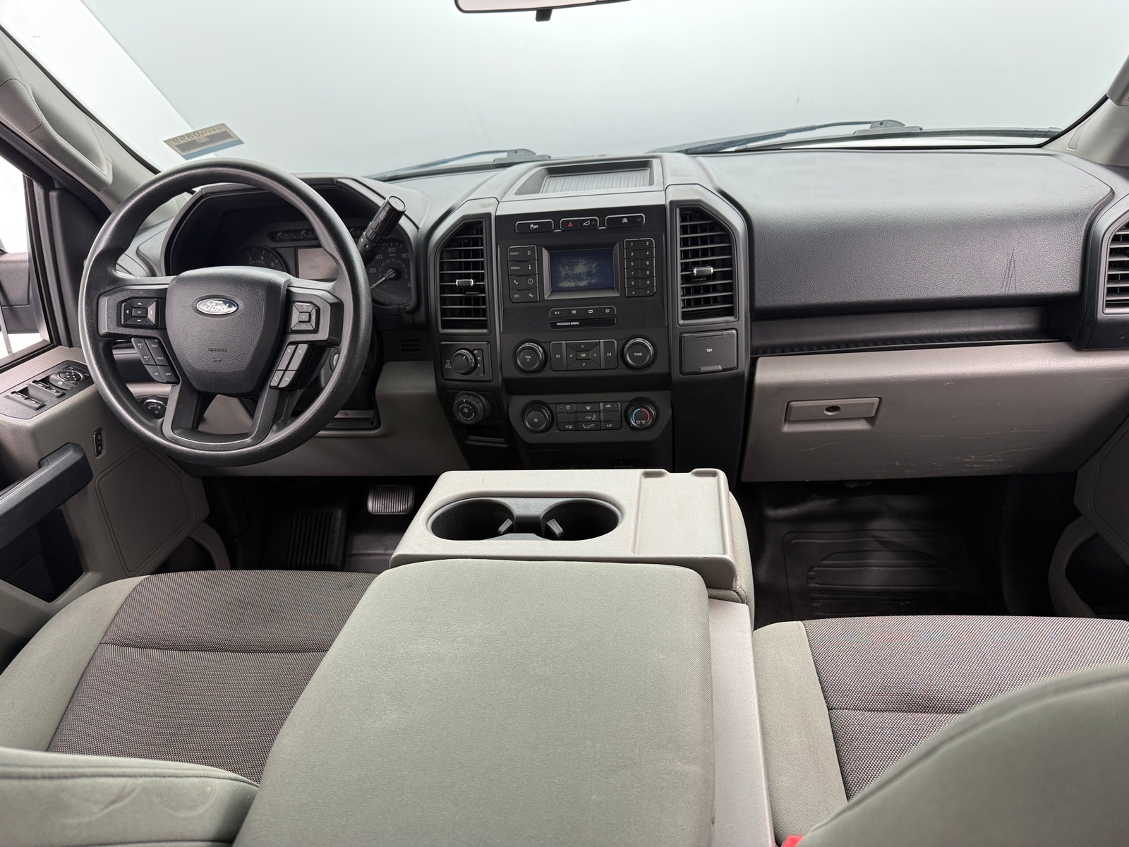 Thumbnail: 2019 Ford Econoline - 3