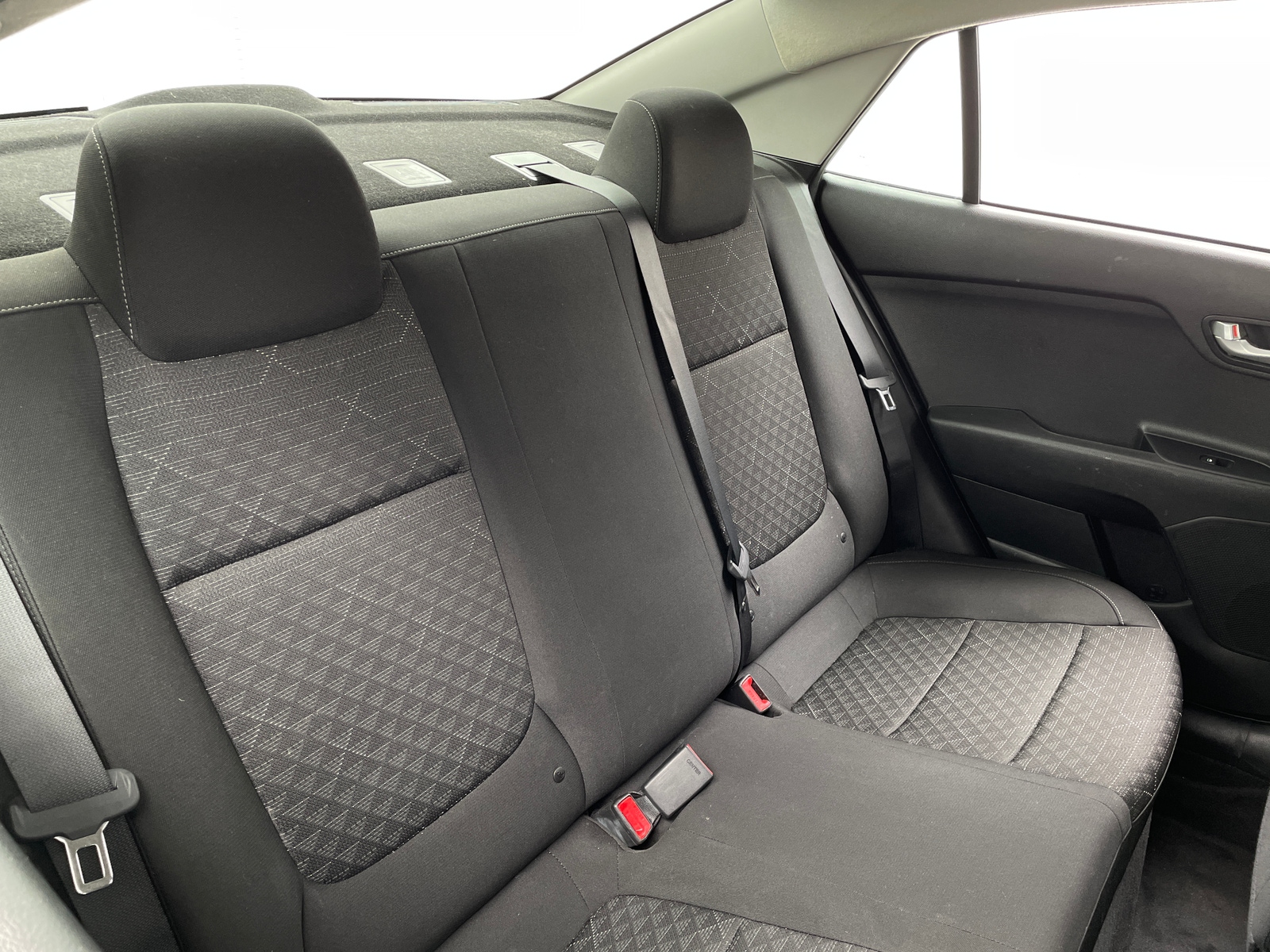 Thumbnail: 2021 Kia Rio - 6