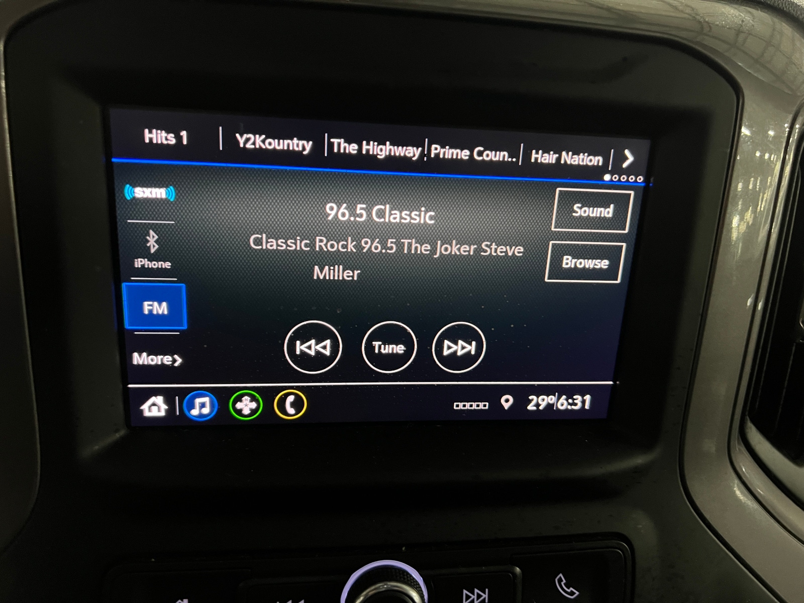 Thumbnail: 2022 Chevrolet Silverado 1500 - 4