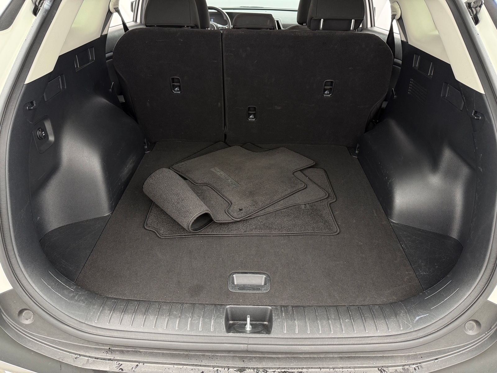 Thumbnail: 2025 Kia Sportage - 7