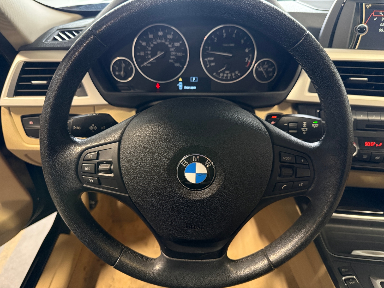 Thumbnail: 2014 BMW 3 Series - 4