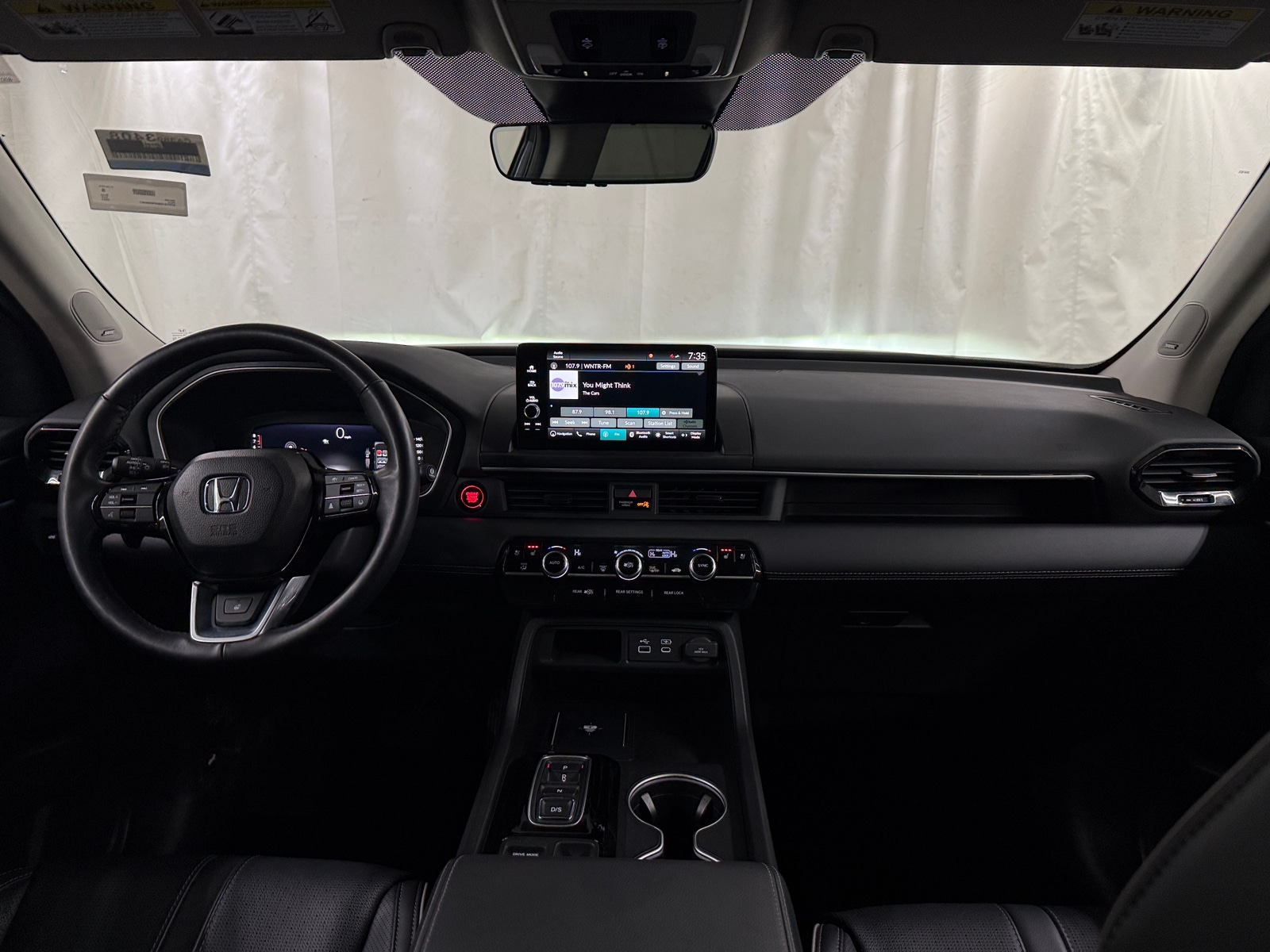 Thumbnail: 2023 Honda Pilot - 2