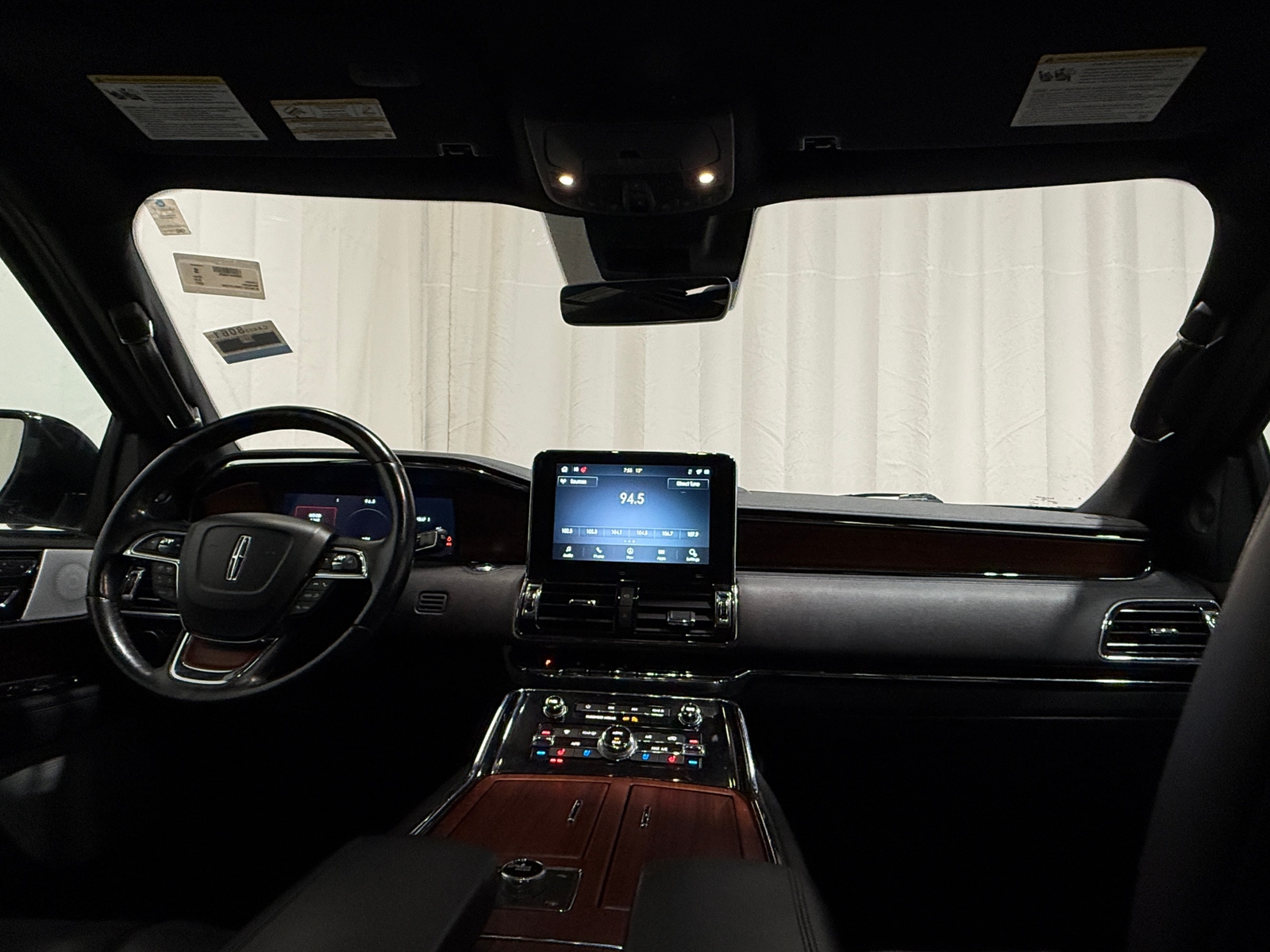 Thumbnail: 2021 Lincoln Navigator - 2