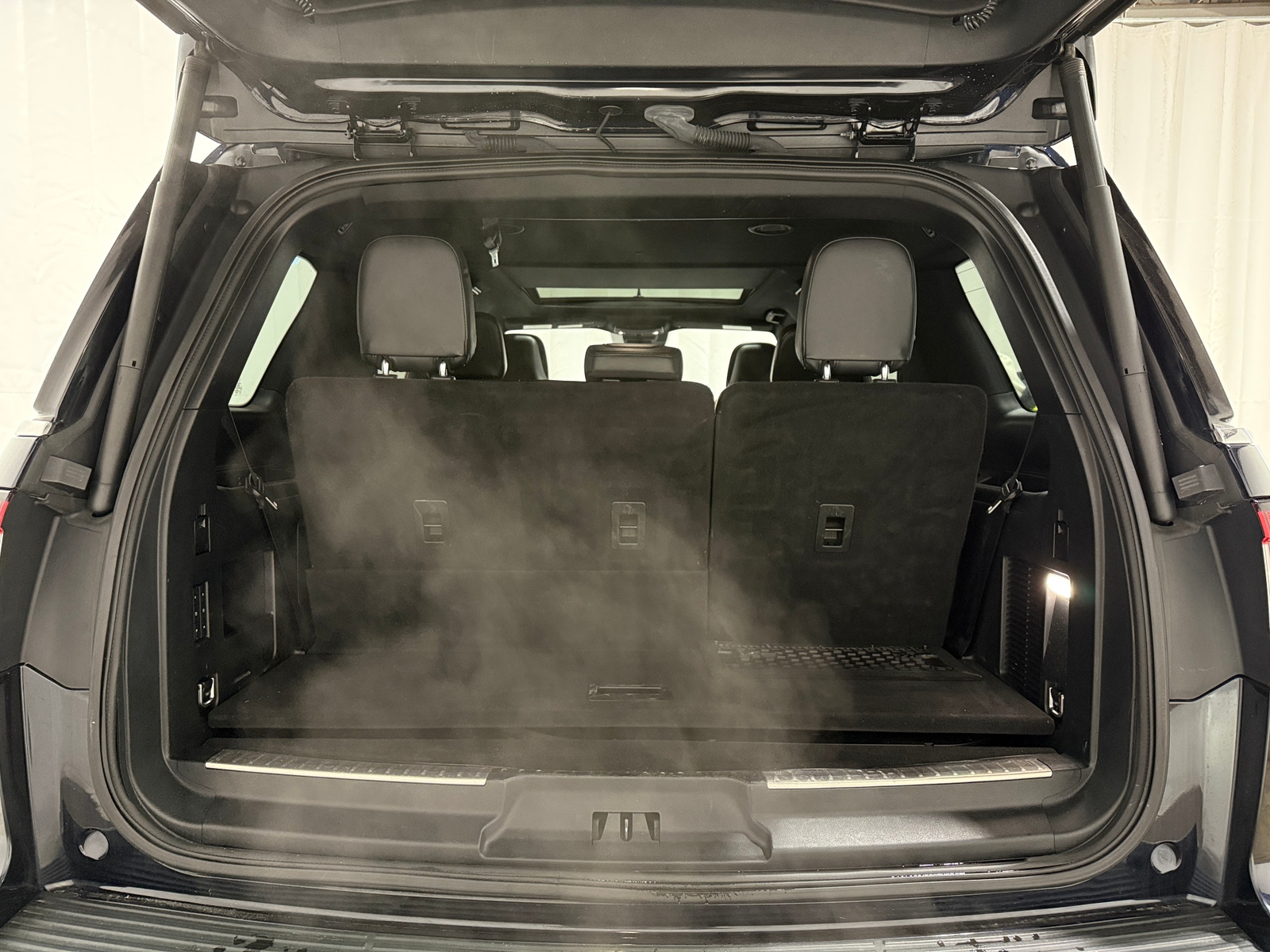 Thumbnail: 2021 Lincoln Navigator - 6