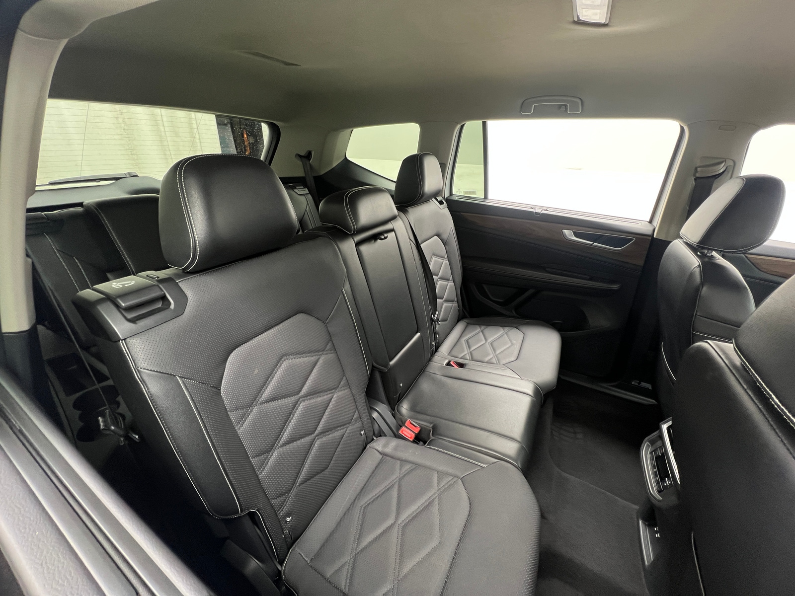 Thumbnail: 2024 Volkswagen Atlas - 5