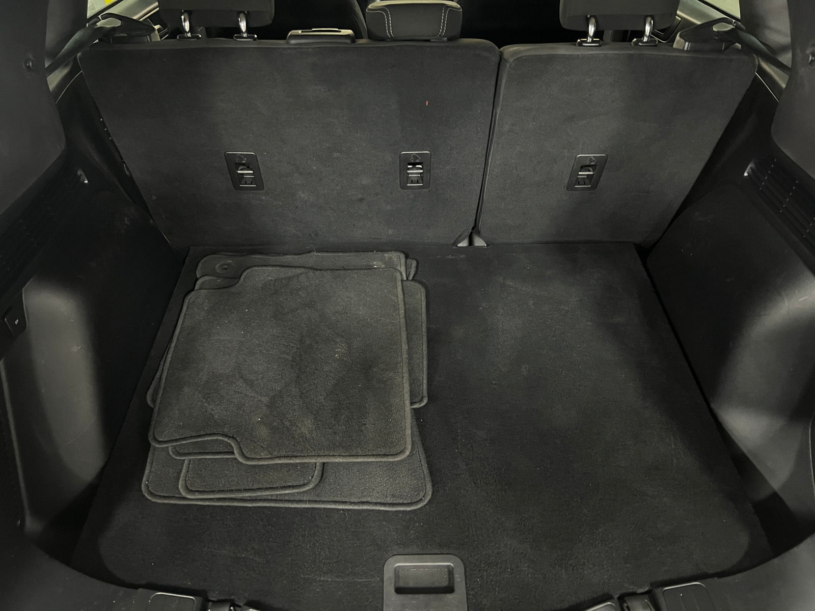 Thumbnail: 2023 Ford Escape - 7