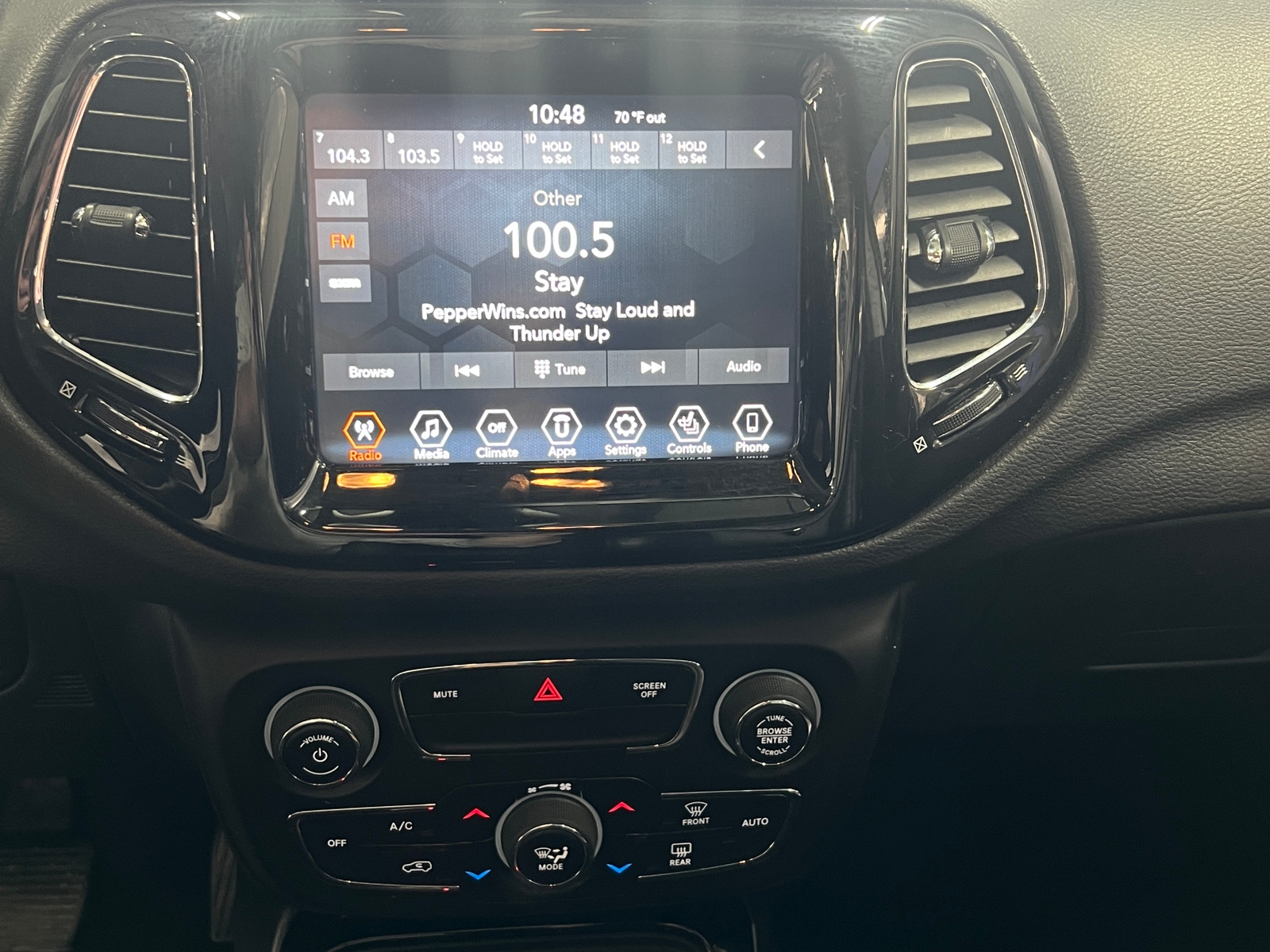 Thumbnail: 2019 Jeep Compass - 3