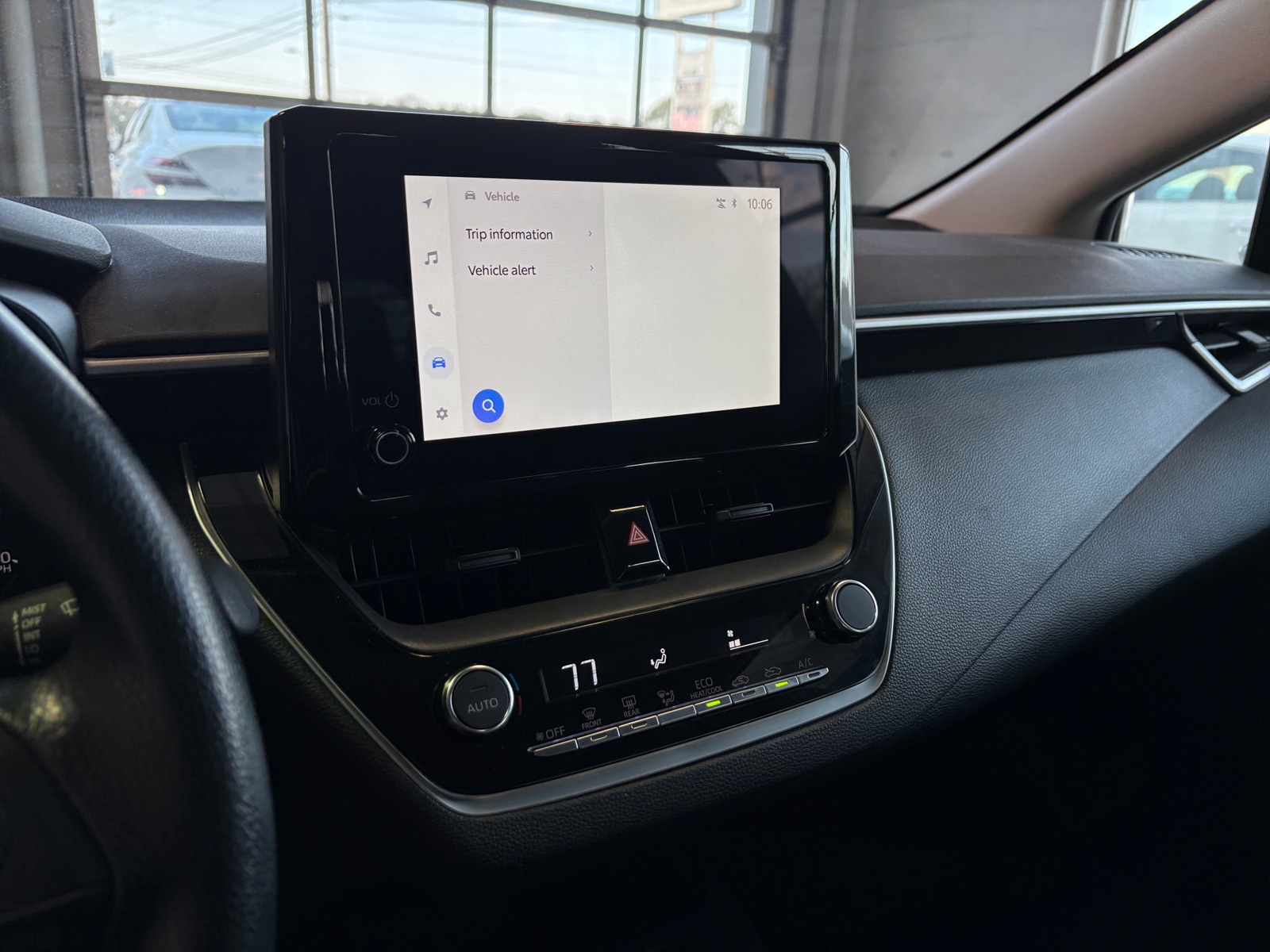 Thumbnail: 2025 Toyota Corolla - 4