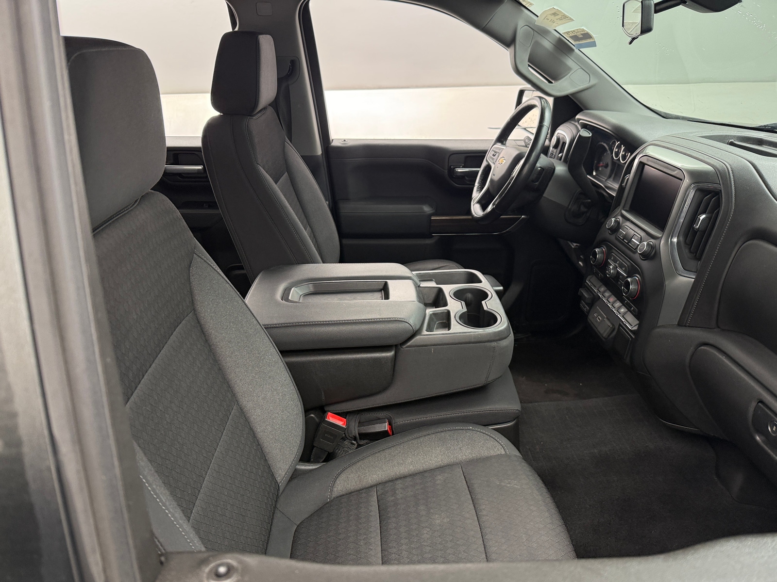 Thumbnail: 2020 Chevrolet Silverado 1500 - 2