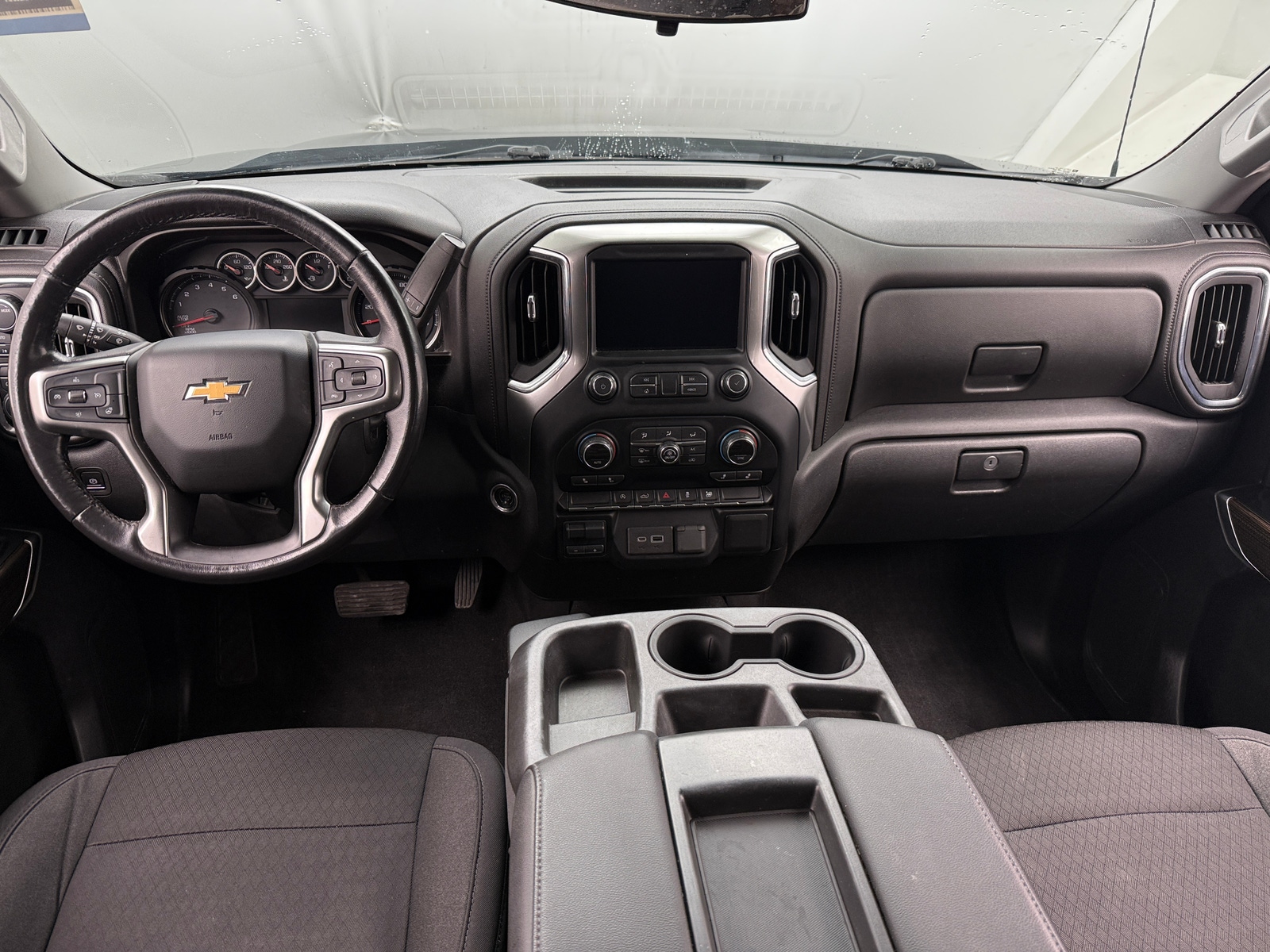 Thumbnail: 2020 Chevrolet Silverado 1500 - 3