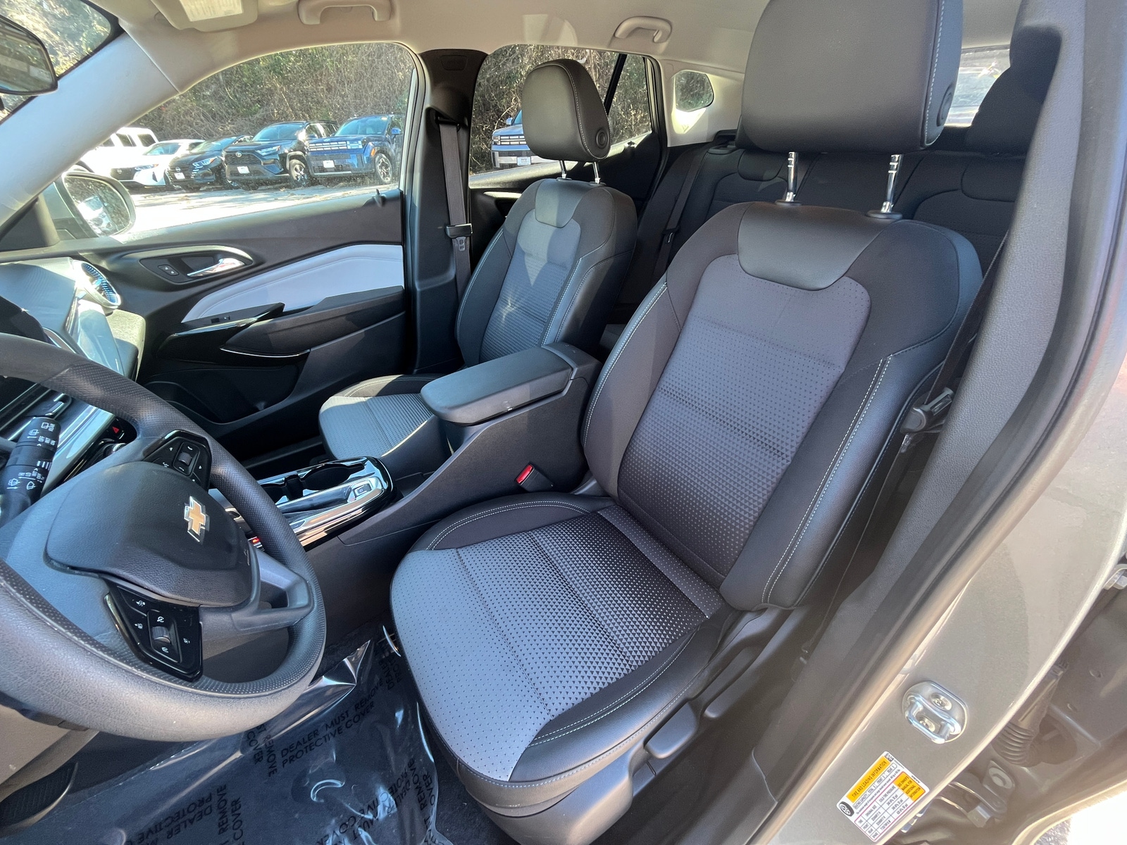 Thumbnail: 2025 Chevrolet Trax - 2