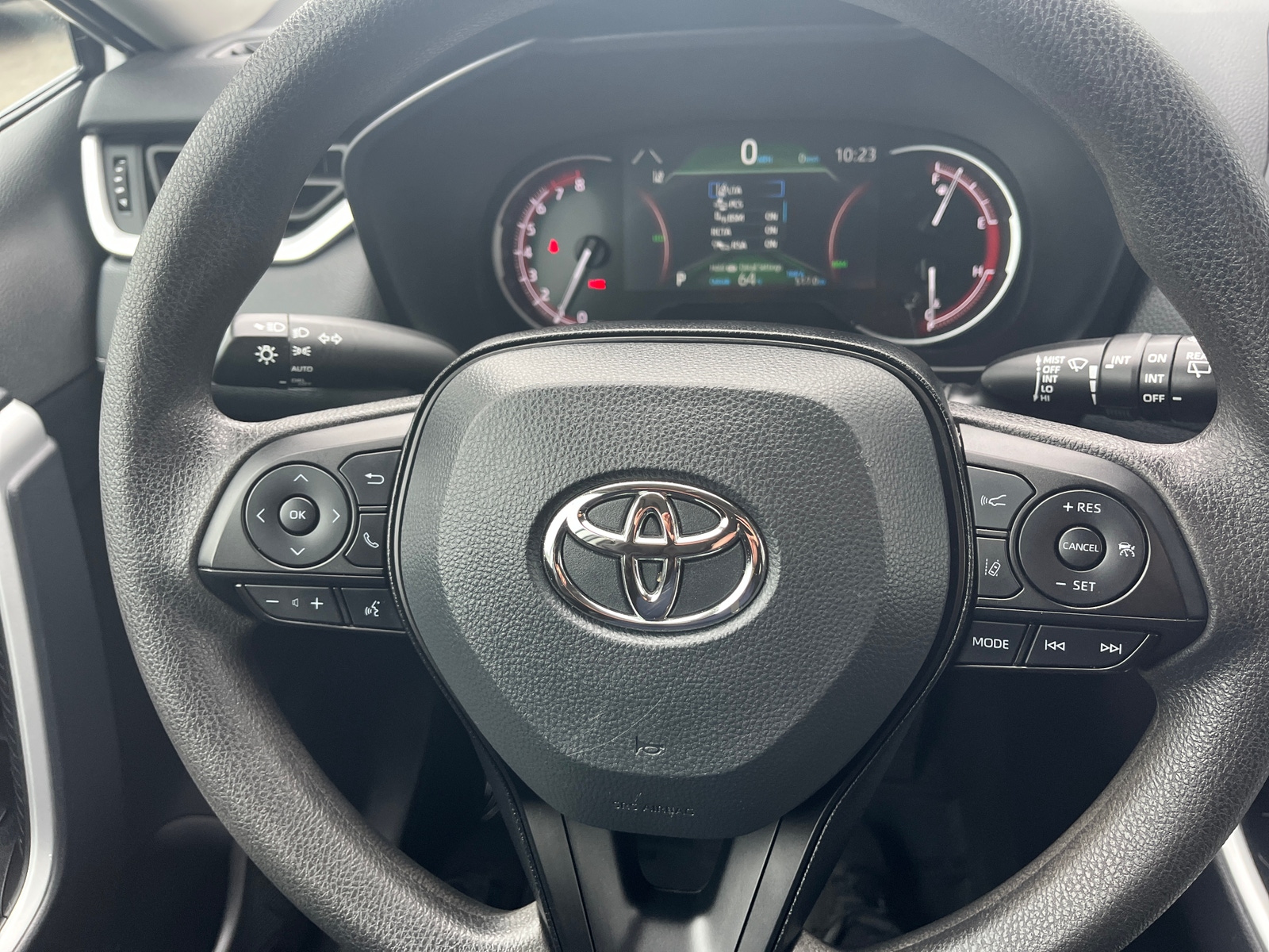 Thumbnail: 2025 Toyota RAV4 - 5