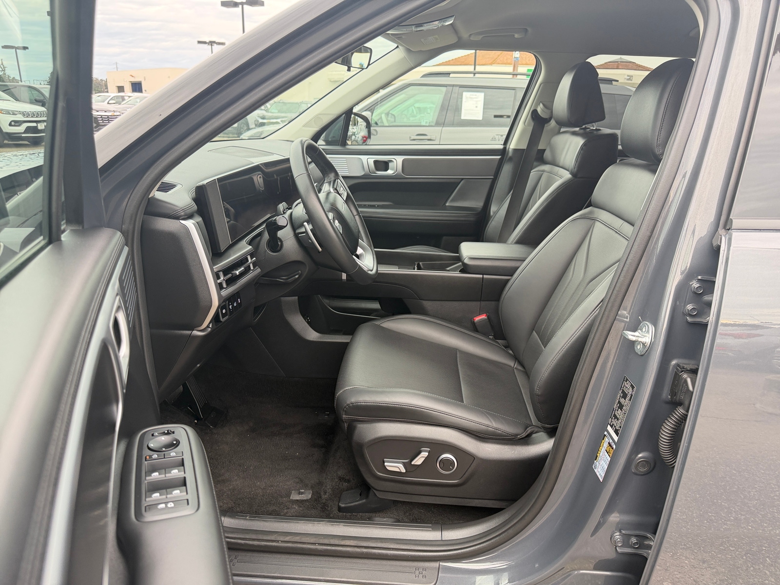 Thumbnail: 2025 Hyundai Santa Fe - 2