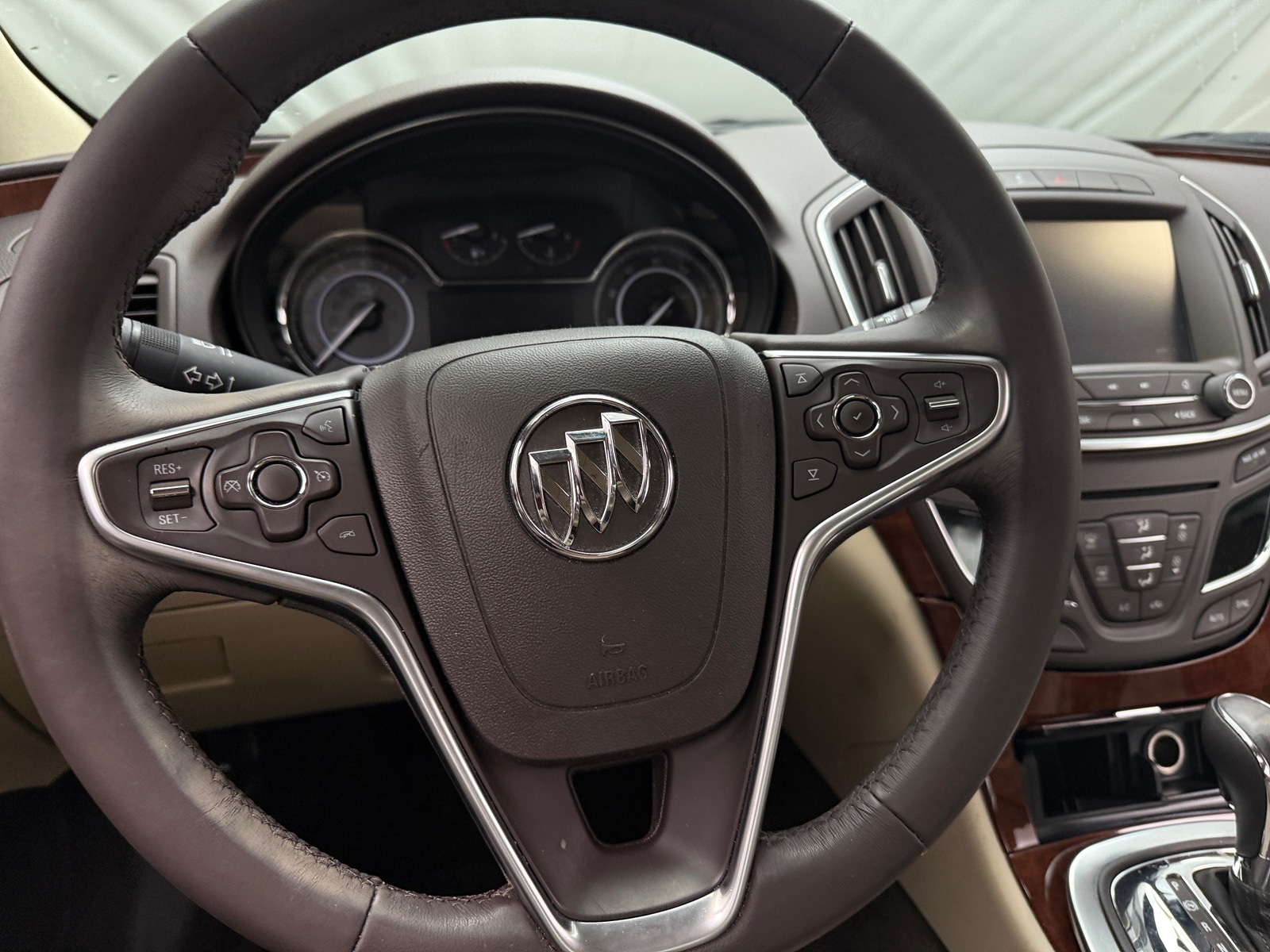 Thumbnail: 2017 Buick Regal - 4