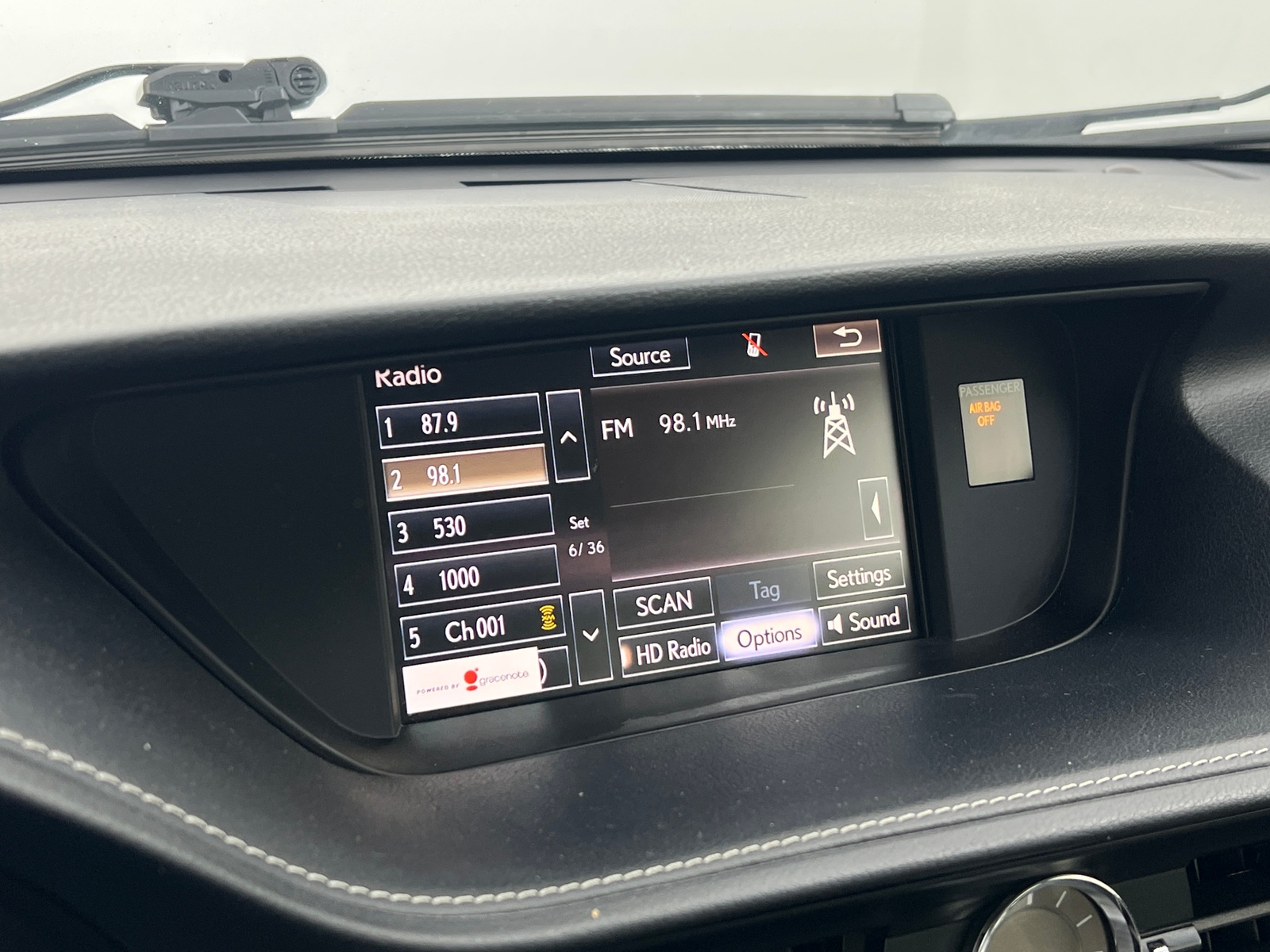 Thumbnail: 2015 Lexus ES - 3