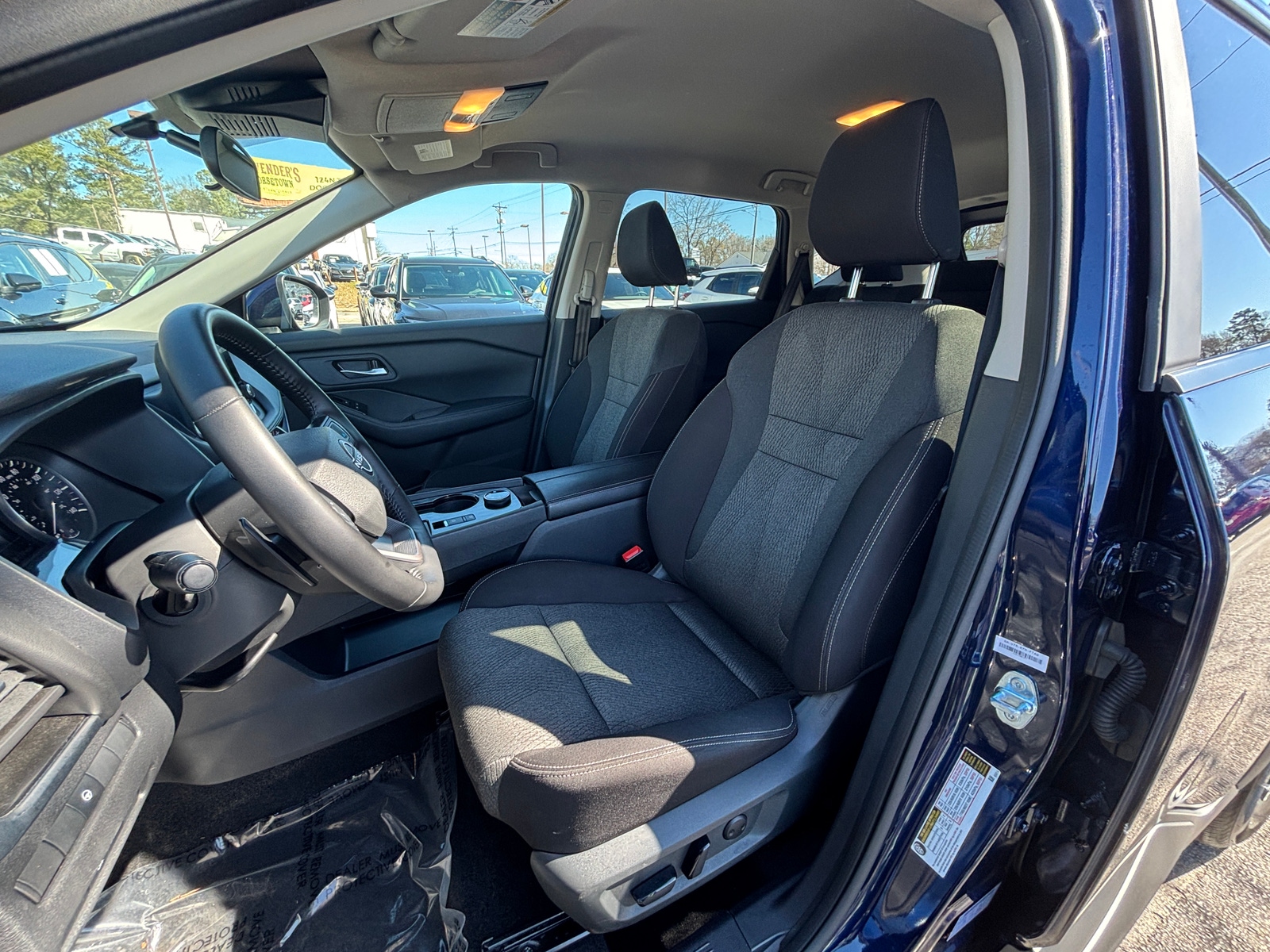 Thumbnail: 2025 Nissan Rogue - 2