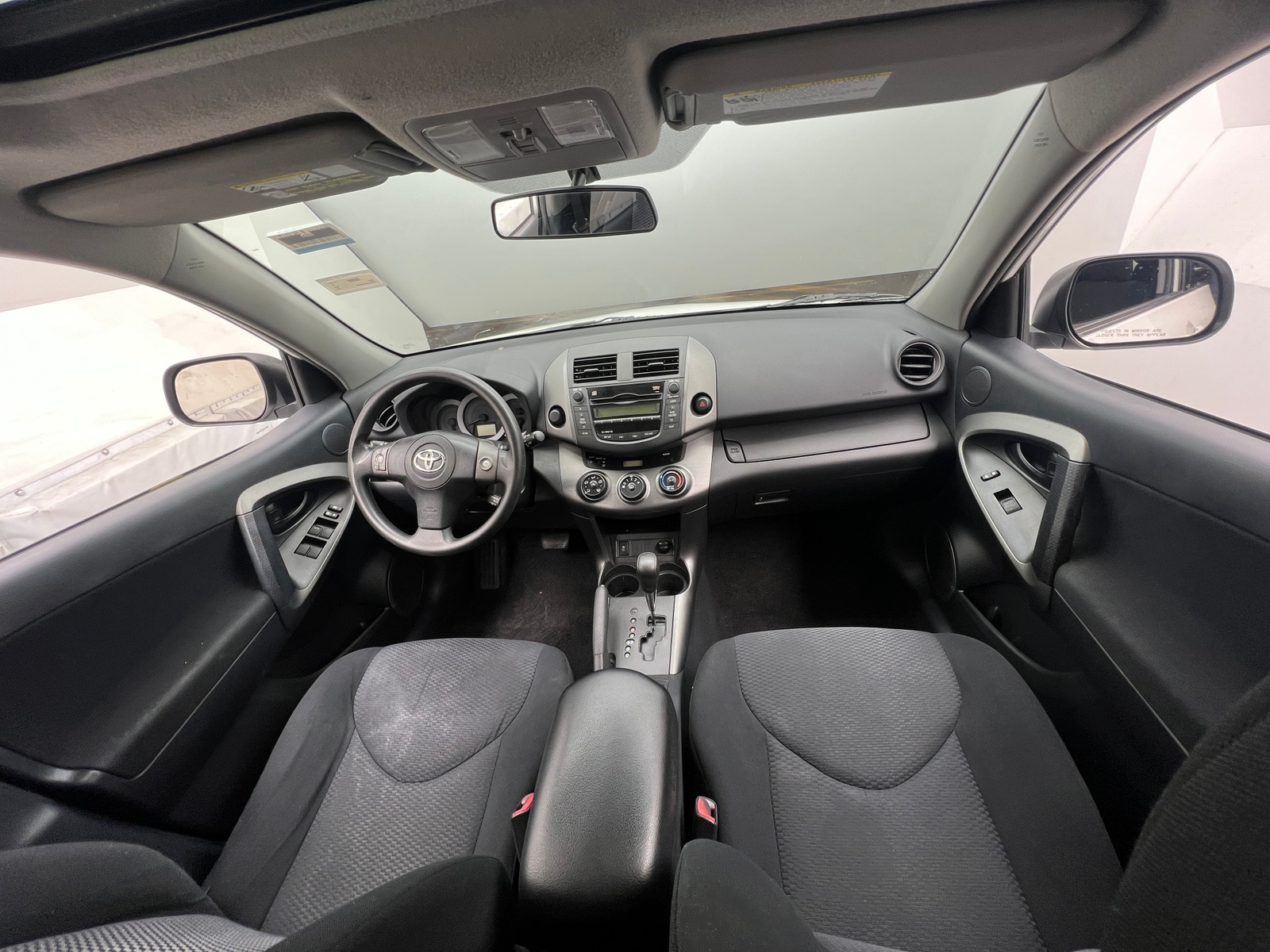 Thumbnail: 2010 Toyota RAV4 - 3