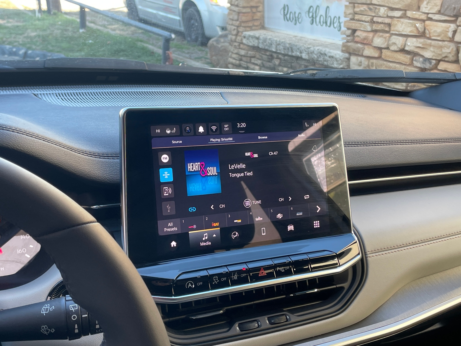 Thumbnail: 2025 Jeep Compass - 4