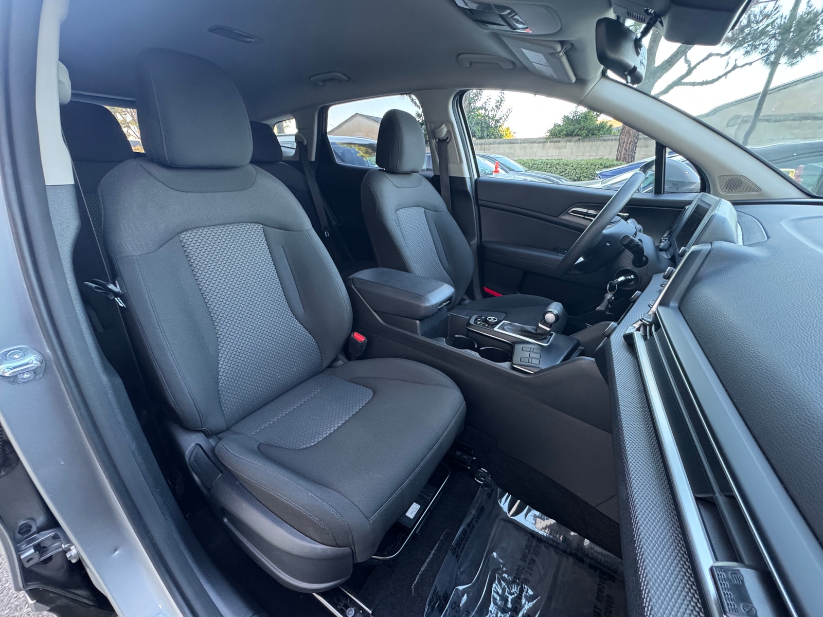 Thumbnail: 2025 Kia Sportage - 2