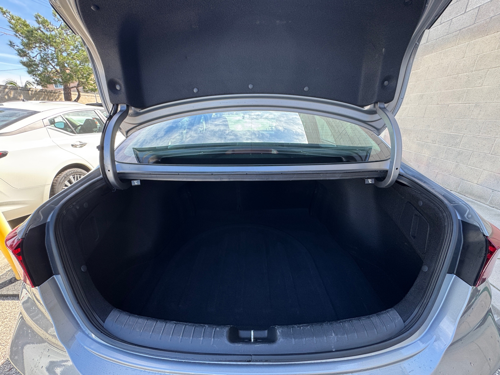 Thumbnail: 2024 Kia Forte - 6