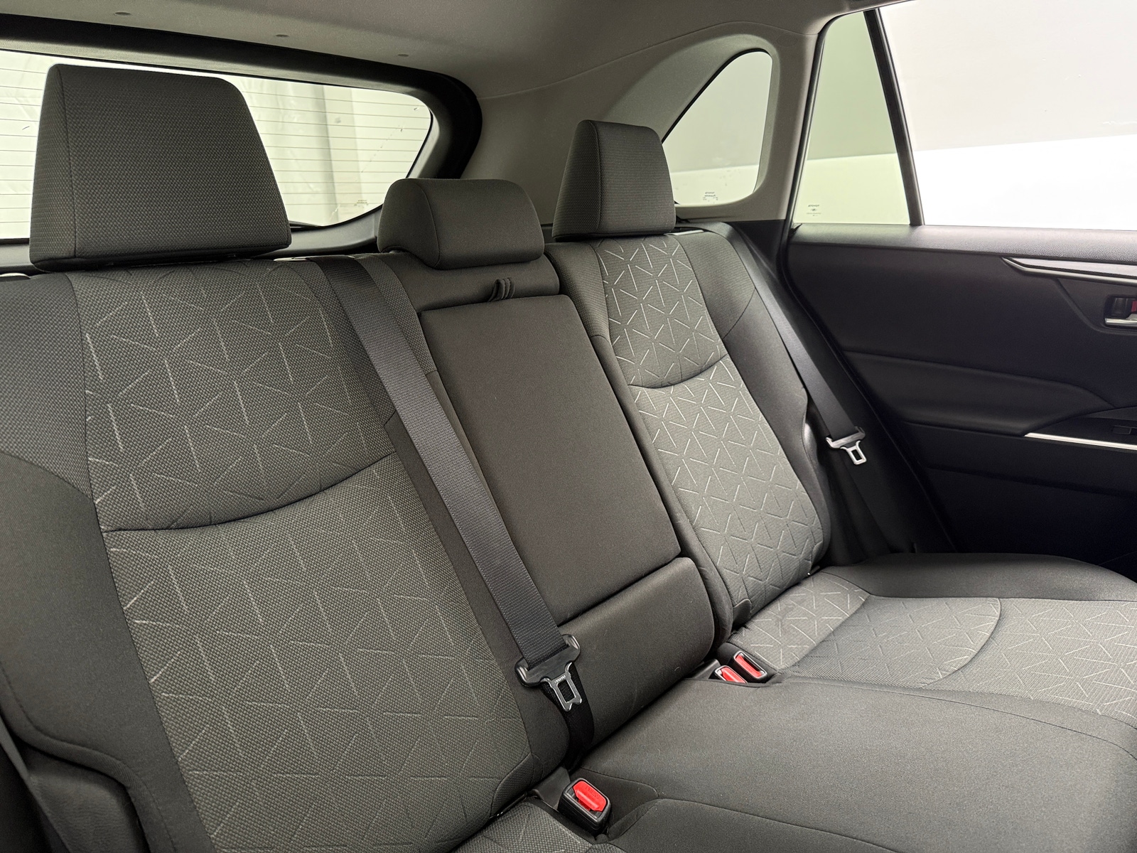 Thumbnail: 2022 Toyota RAV4 - 6