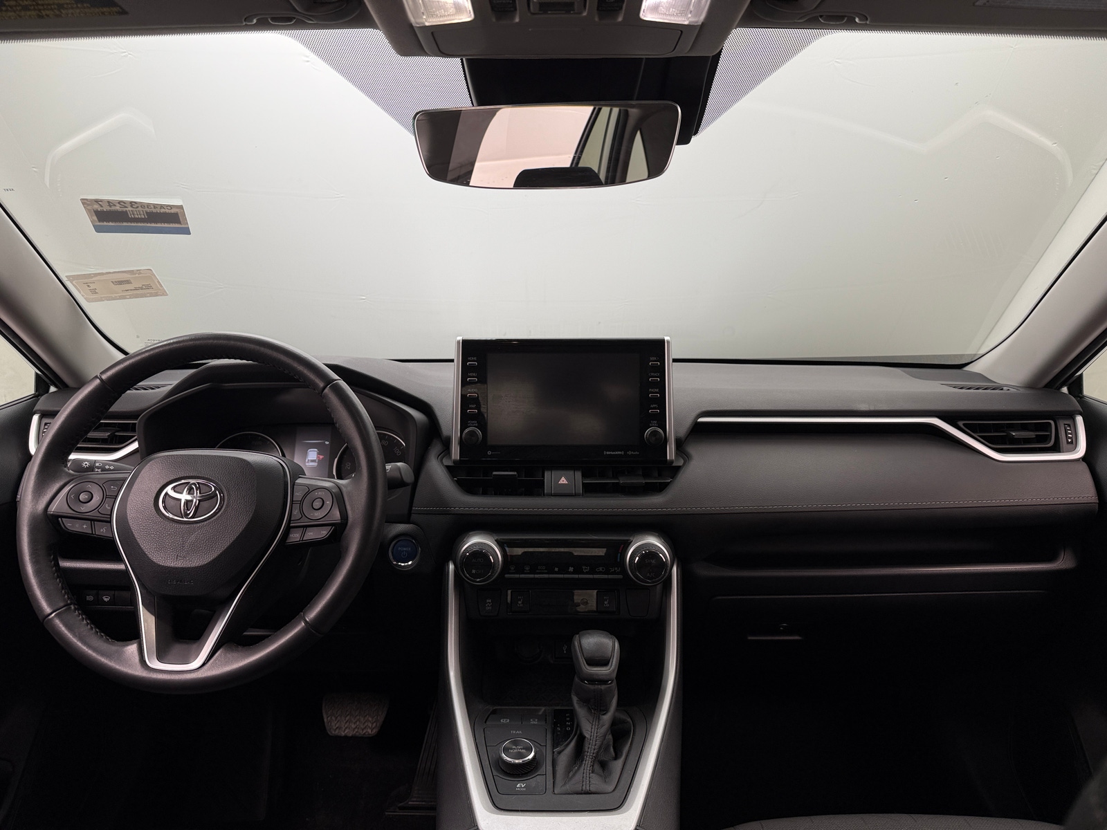 Thumbnail: 2022 Toyota RAV4 - 3