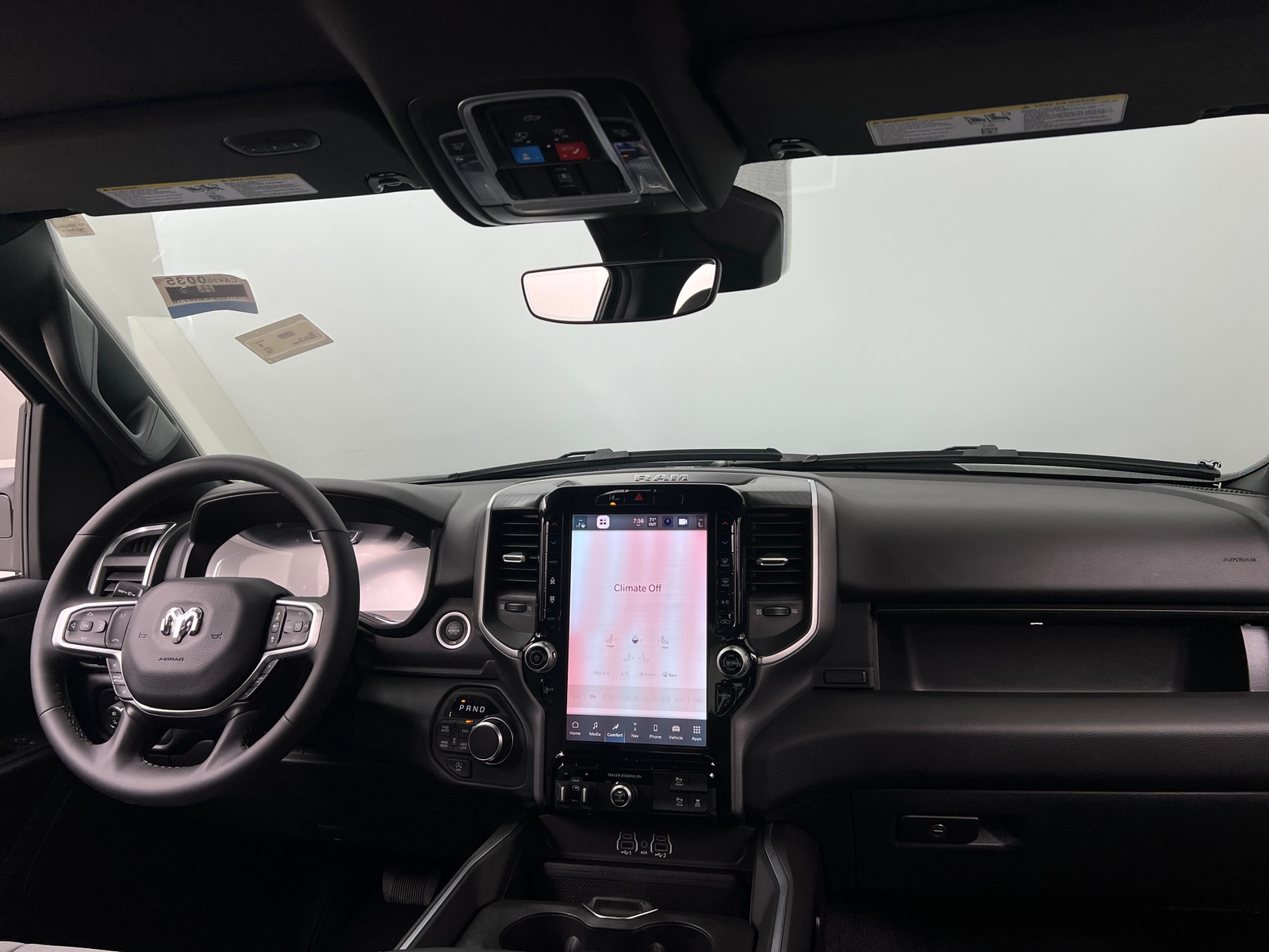 Thumbnail: 2025 RAM 1500 - 3