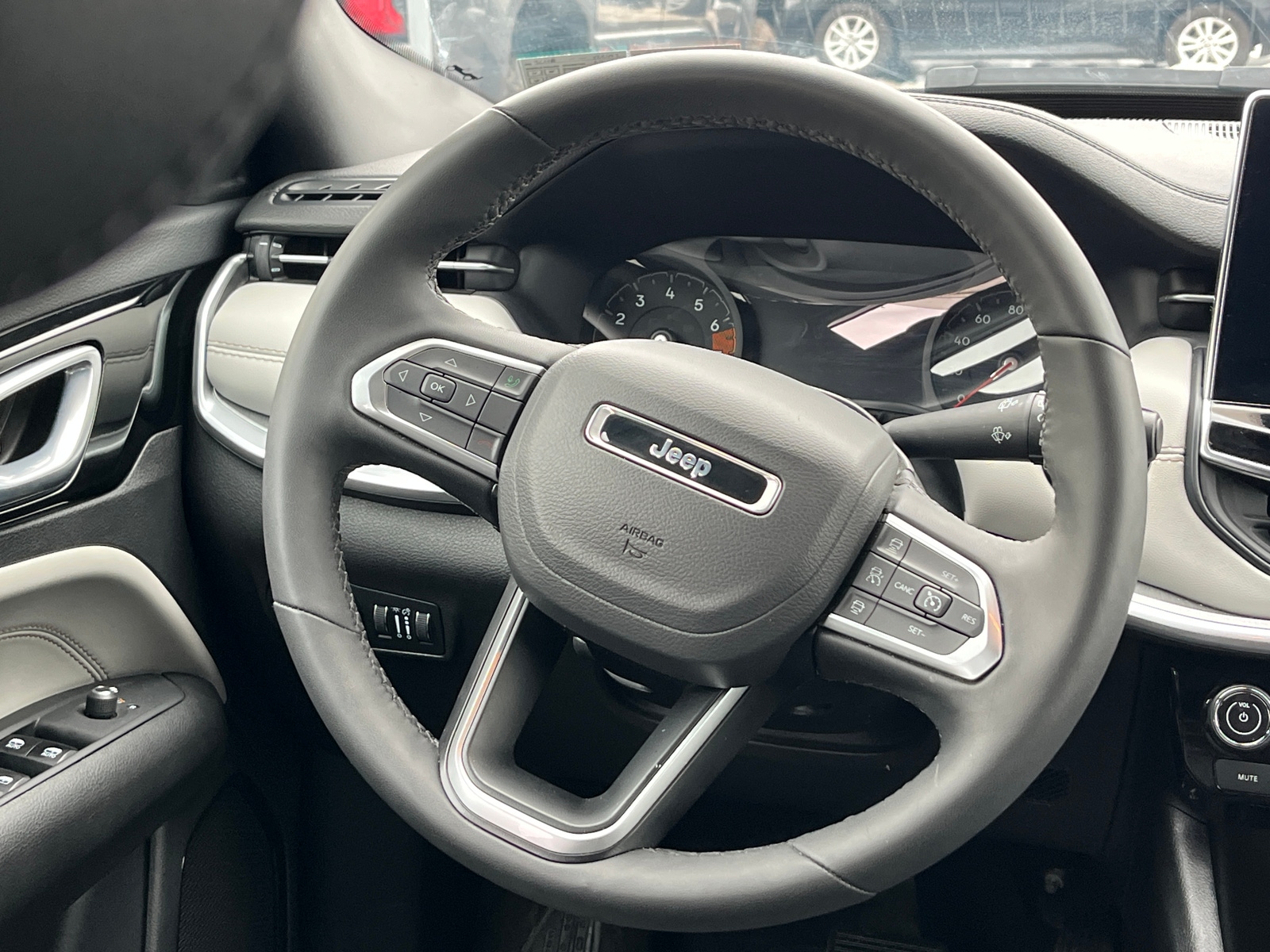 Thumbnail: 2025 Jeep Compass - 5