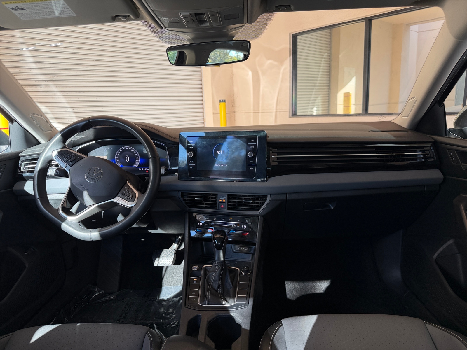 Thumbnail: 2025 Volkswagen Jetta - 2