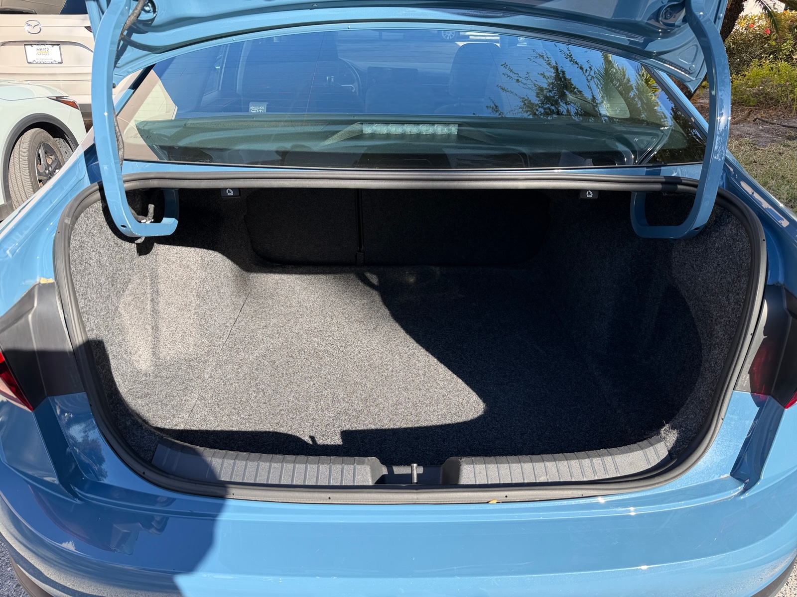 Thumbnail: 2025 Volkswagen Jetta - 4