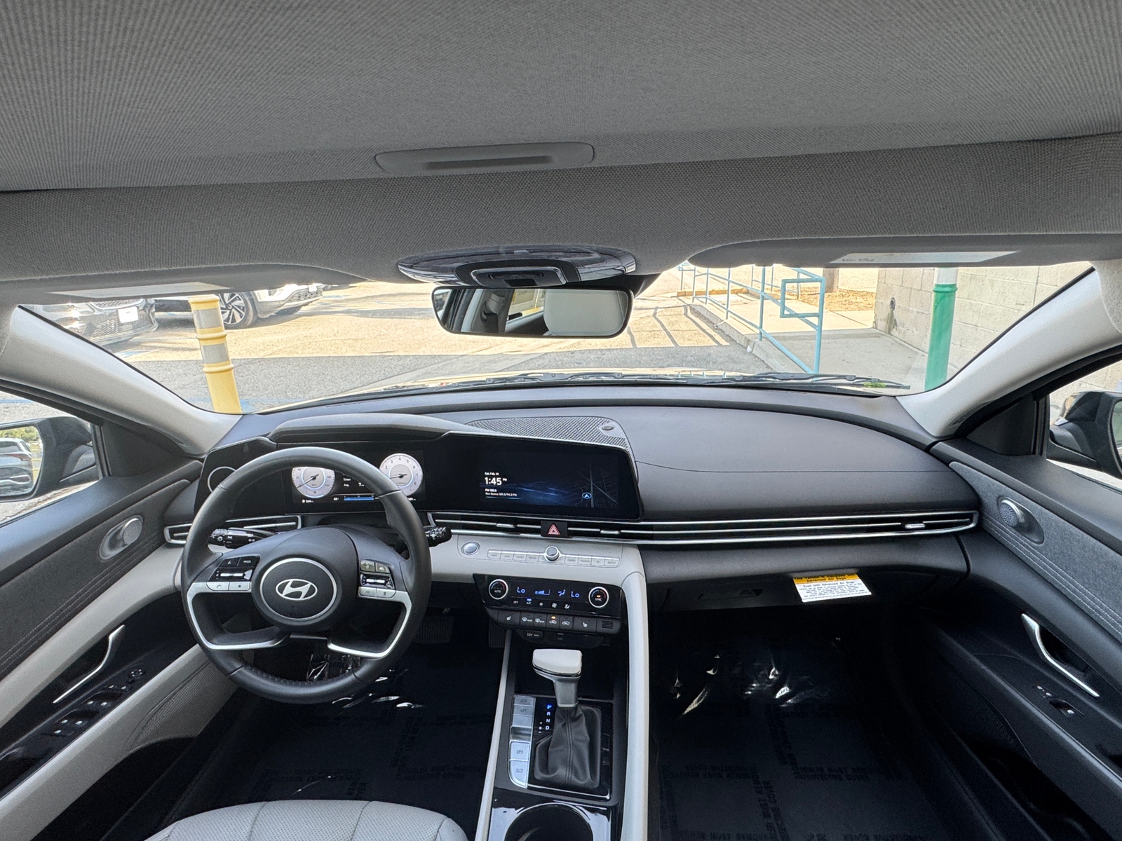 Thumbnail: 2025 Hyundai Elantra - 3