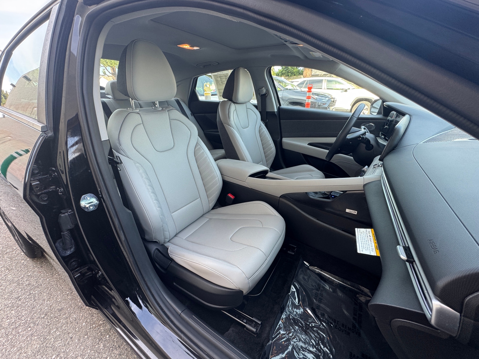 Thumbnail: 2025 Hyundai Elantra - 2