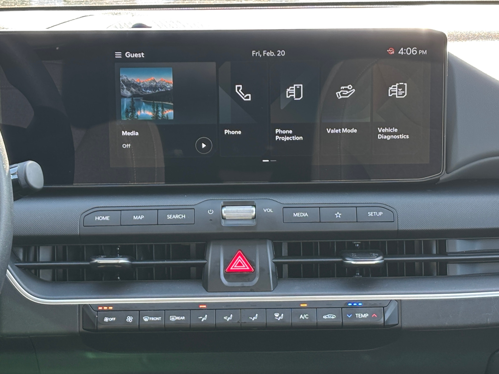 Thumbnail: 2025 Kia K4 - 4