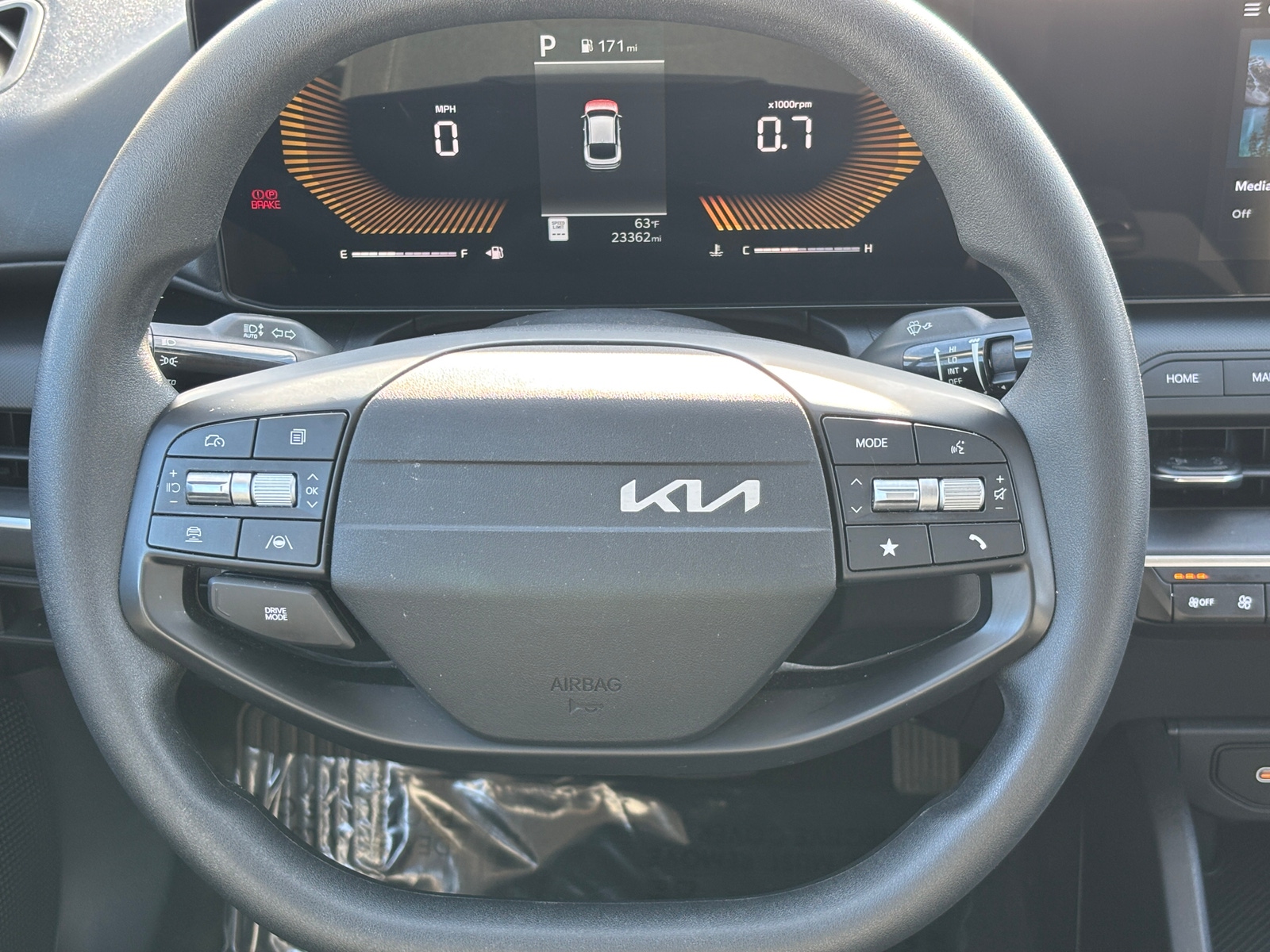 Thumbnail: 2025 Kia K4 - 5