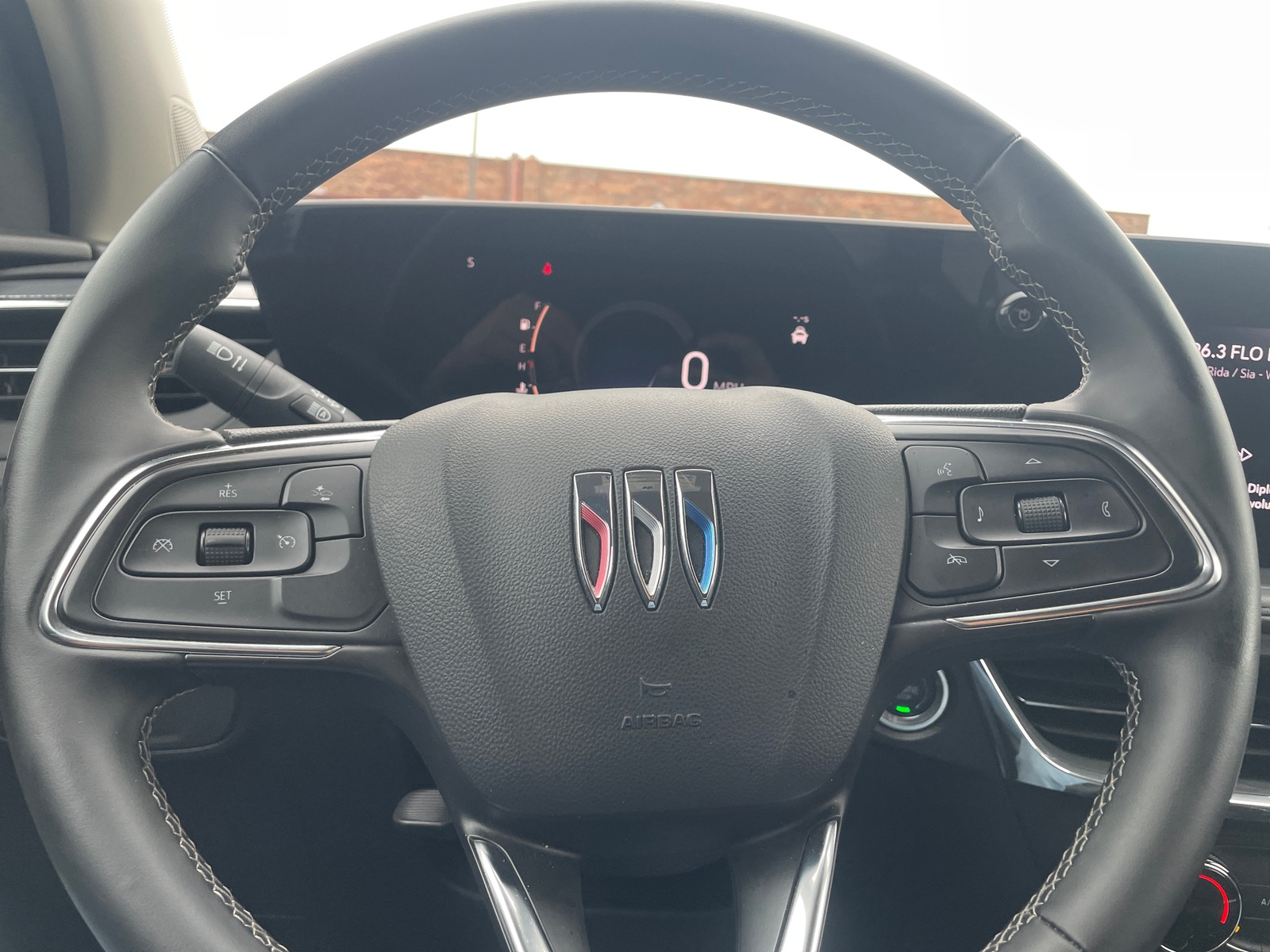 Thumbnail: 2025 Buick Encore GX - 5