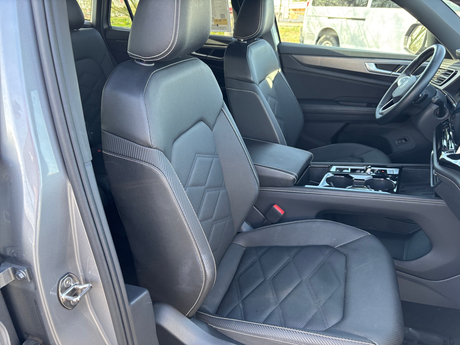 Thumbnail: 2025 Volkswagen Atlas - 2
