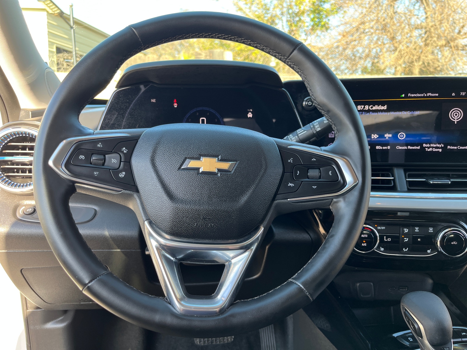 Thumbnail: 2025 Chevrolet Trax - 5