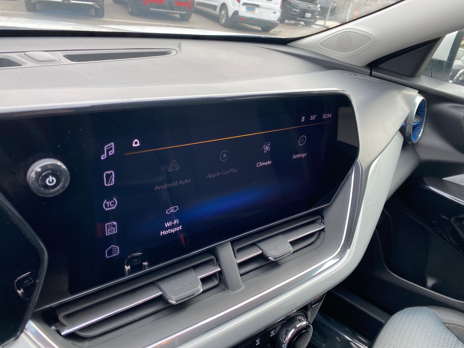 Thumbnail: 2025 Chevrolet Trax - 4