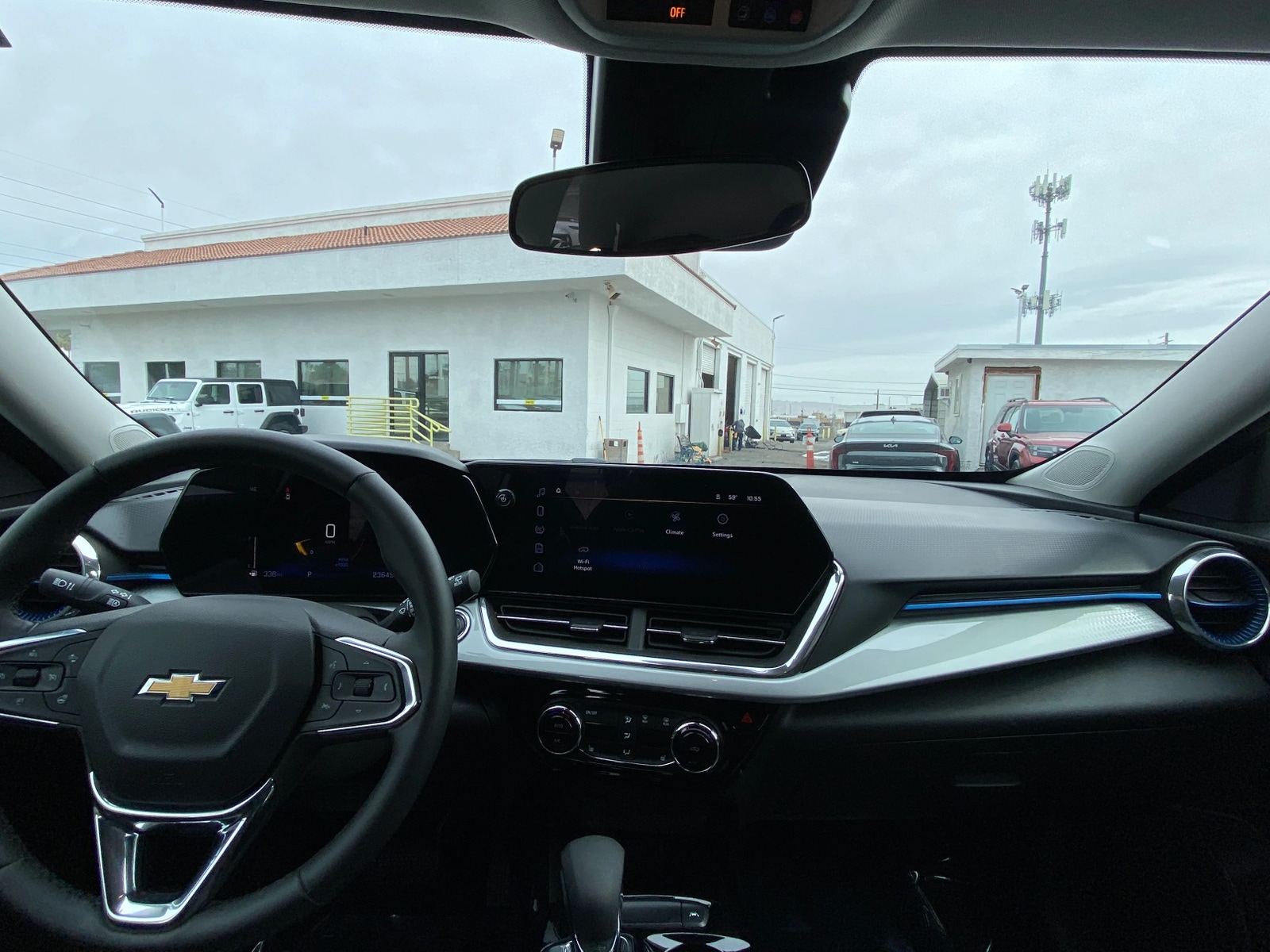 Thumbnail: 2025 Chevrolet Trax - 3