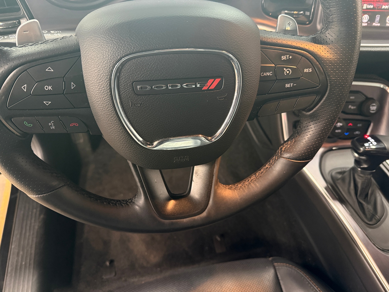 Thumbnail: 2015 Dodge Challenger - 3