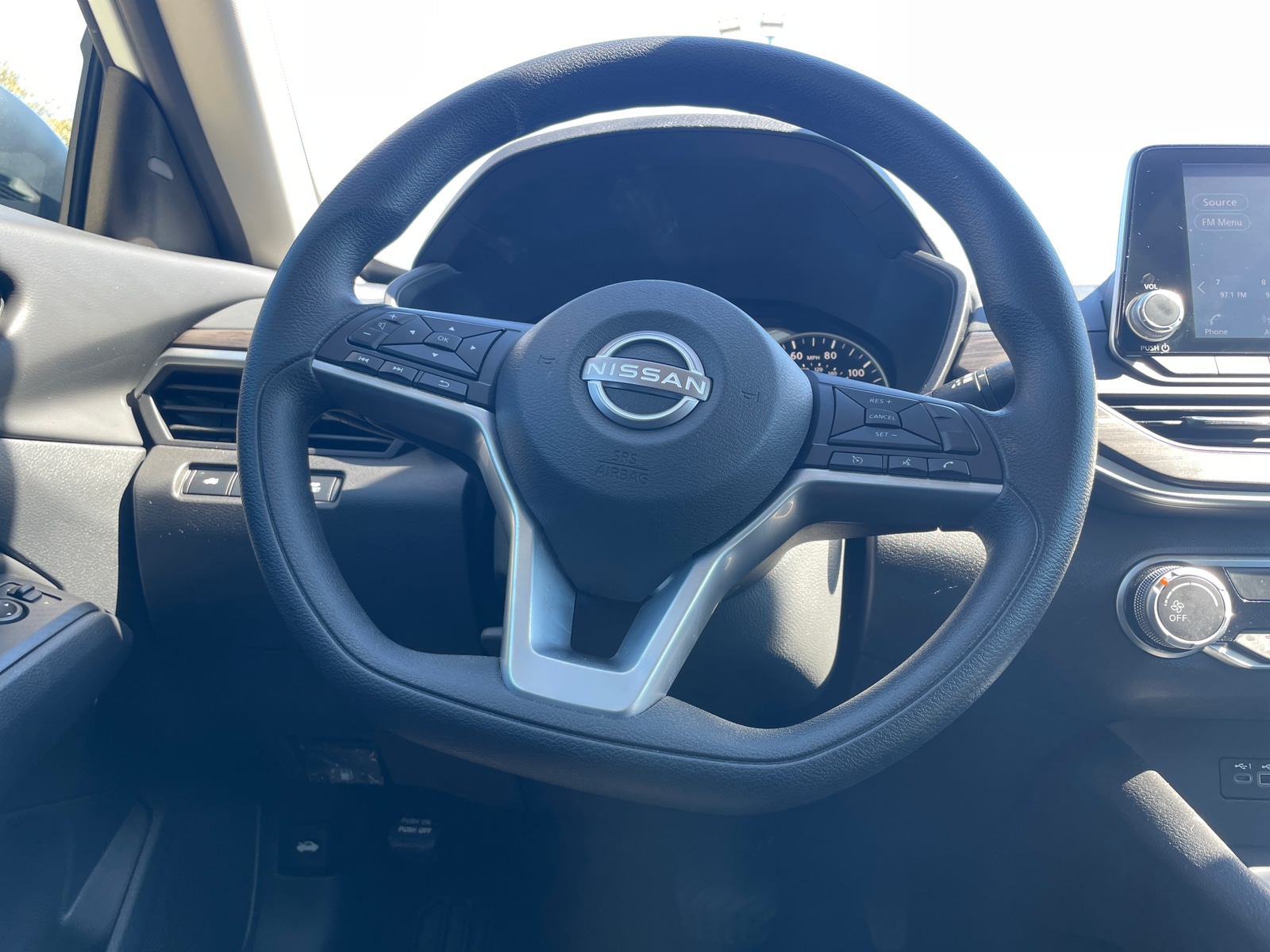 Thumbnail: 2025 Nissan Altima - 5