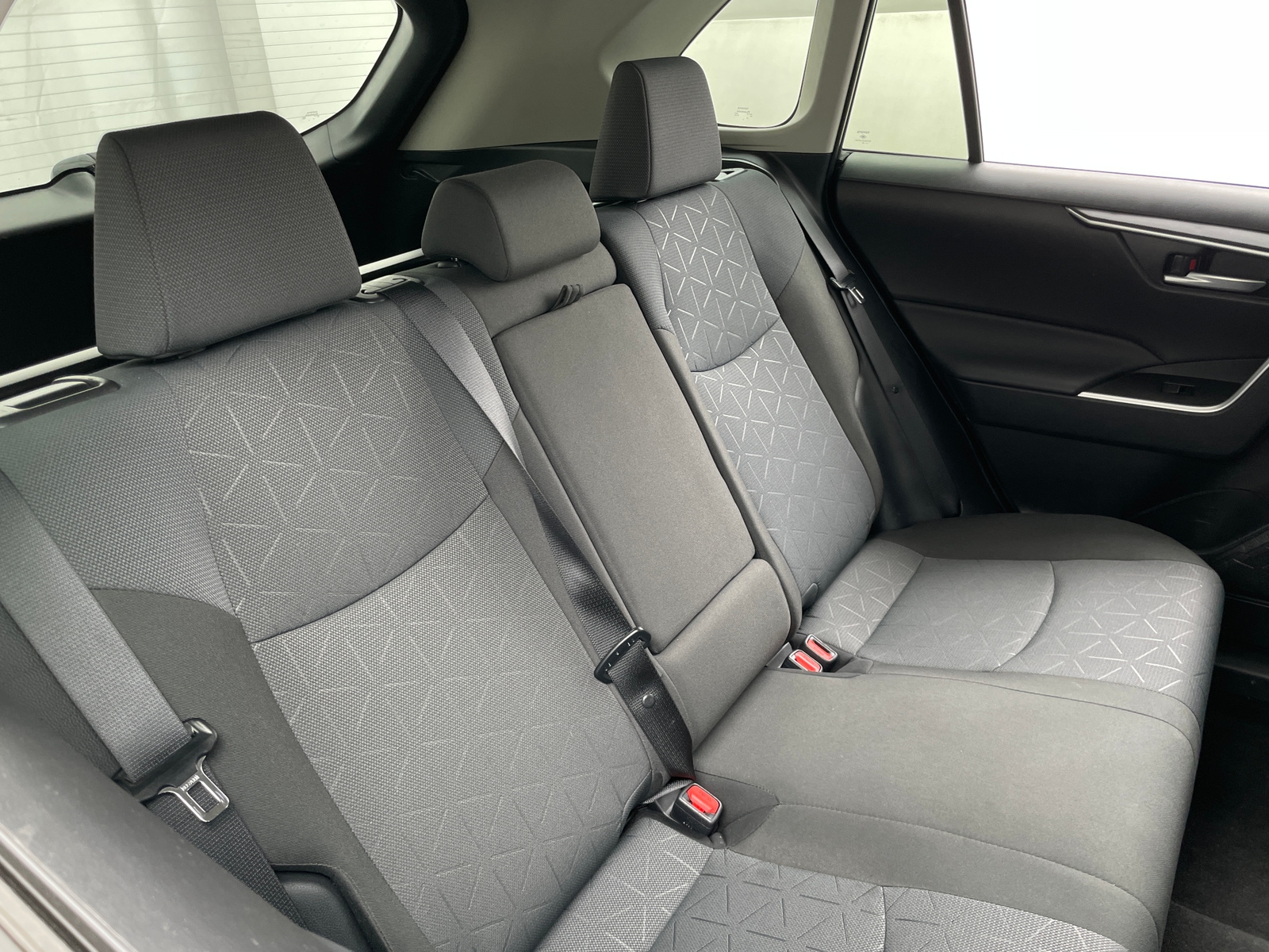 Thumbnail: 2025 Toyota RAV4 - 6