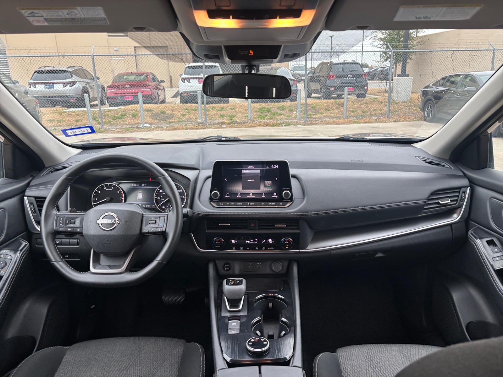 Thumbnail: 2025 Nissan Rogue - 3