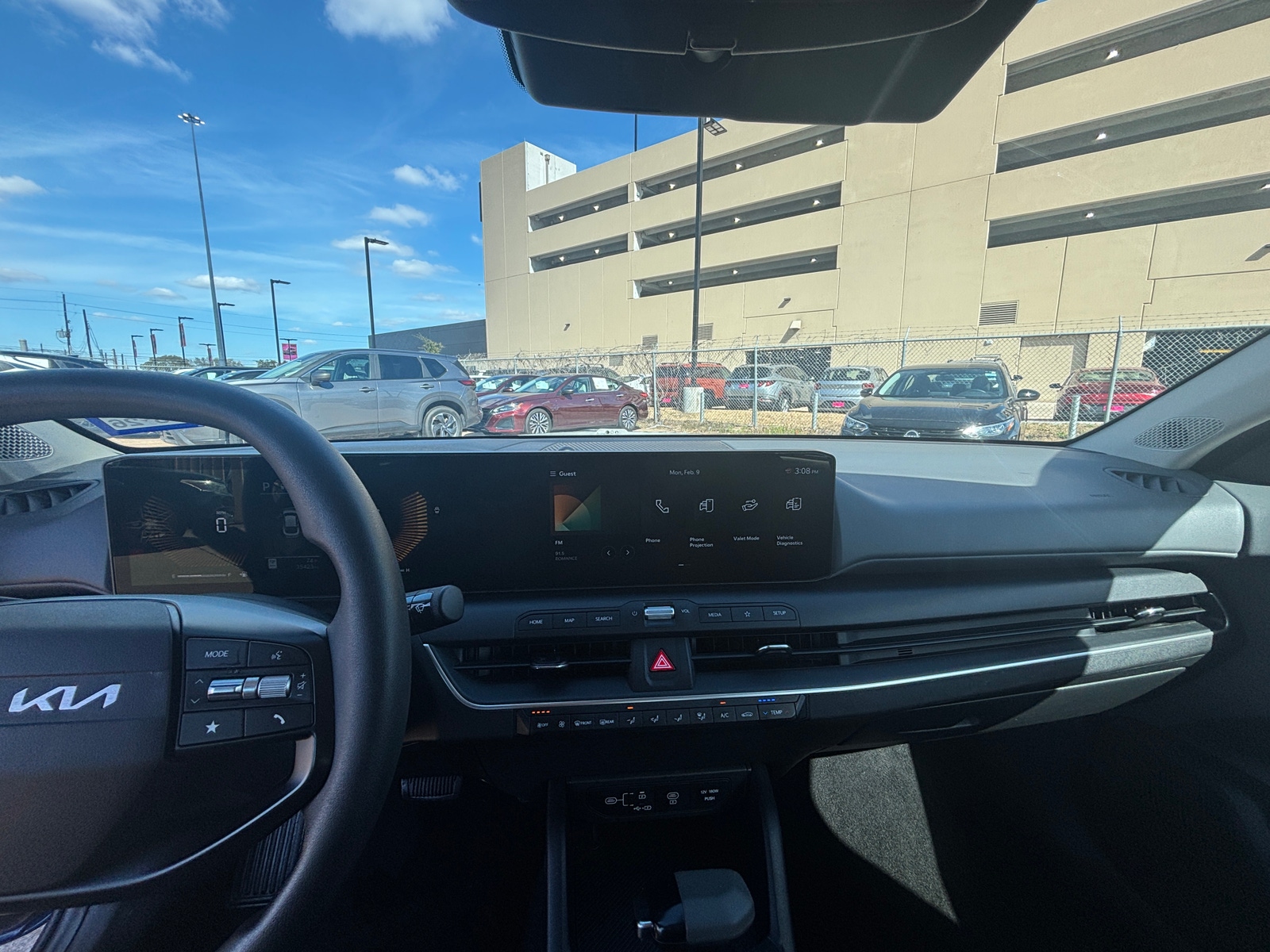 Thumbnail: 2025 Kia K4 - 3