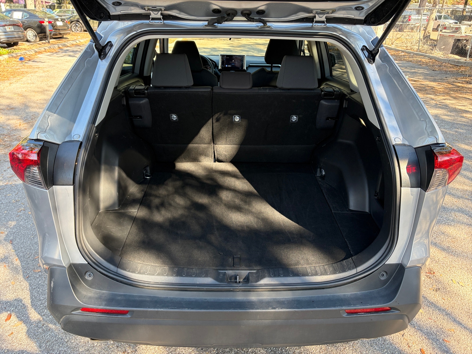 Thumbnail: 2025 Toyota RAV4 - 4