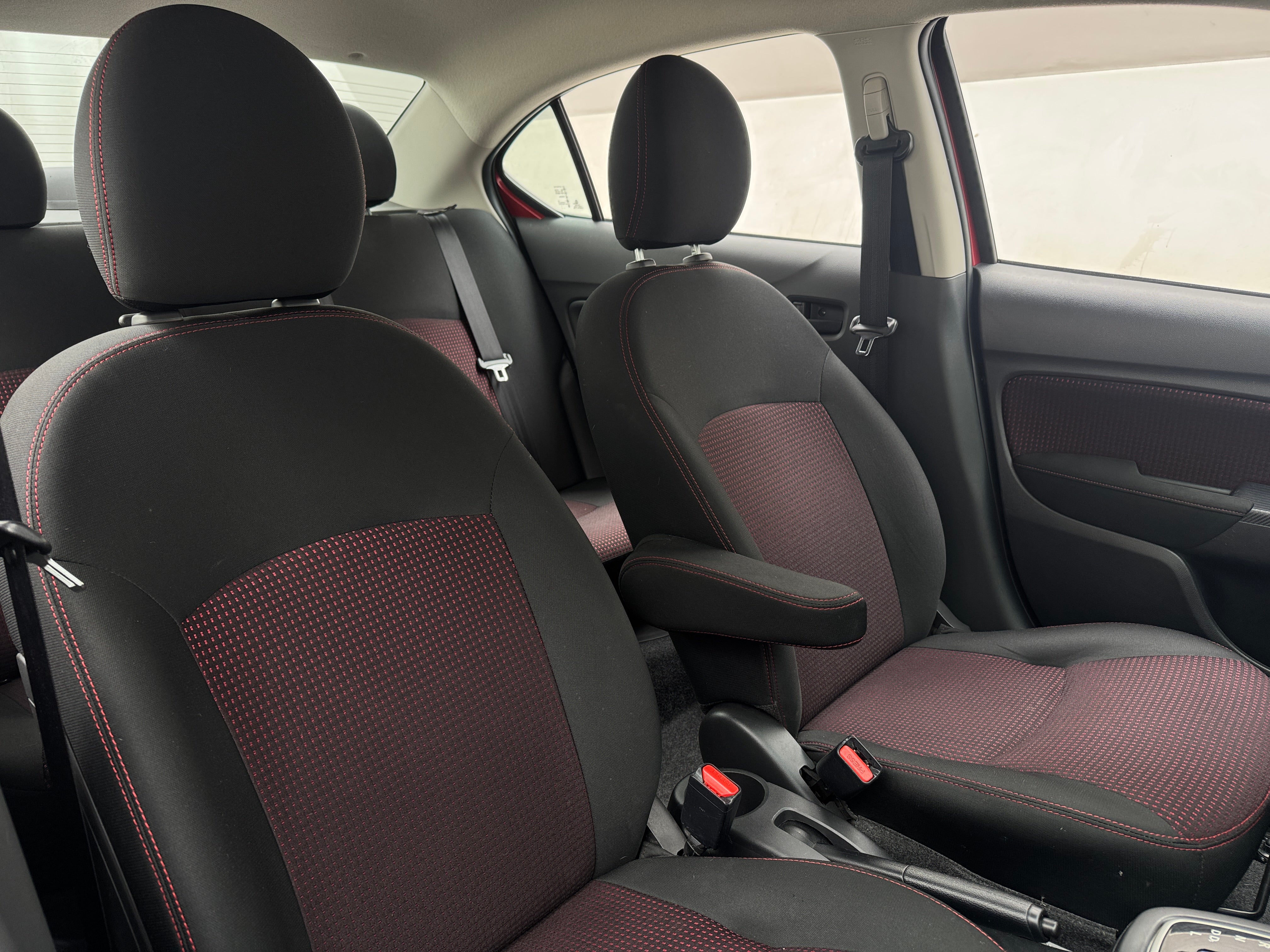 2024 Mitsubishi Mirage G4